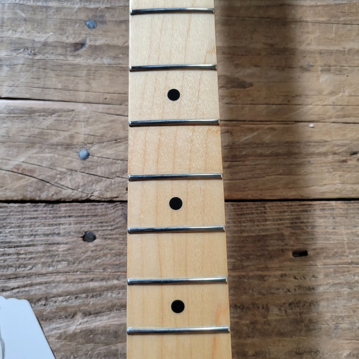 Fender Buddy Guy Signature Stratocaster MIM 2020 – Polka Dot, Original Case - Mahar's Vintage Guitars