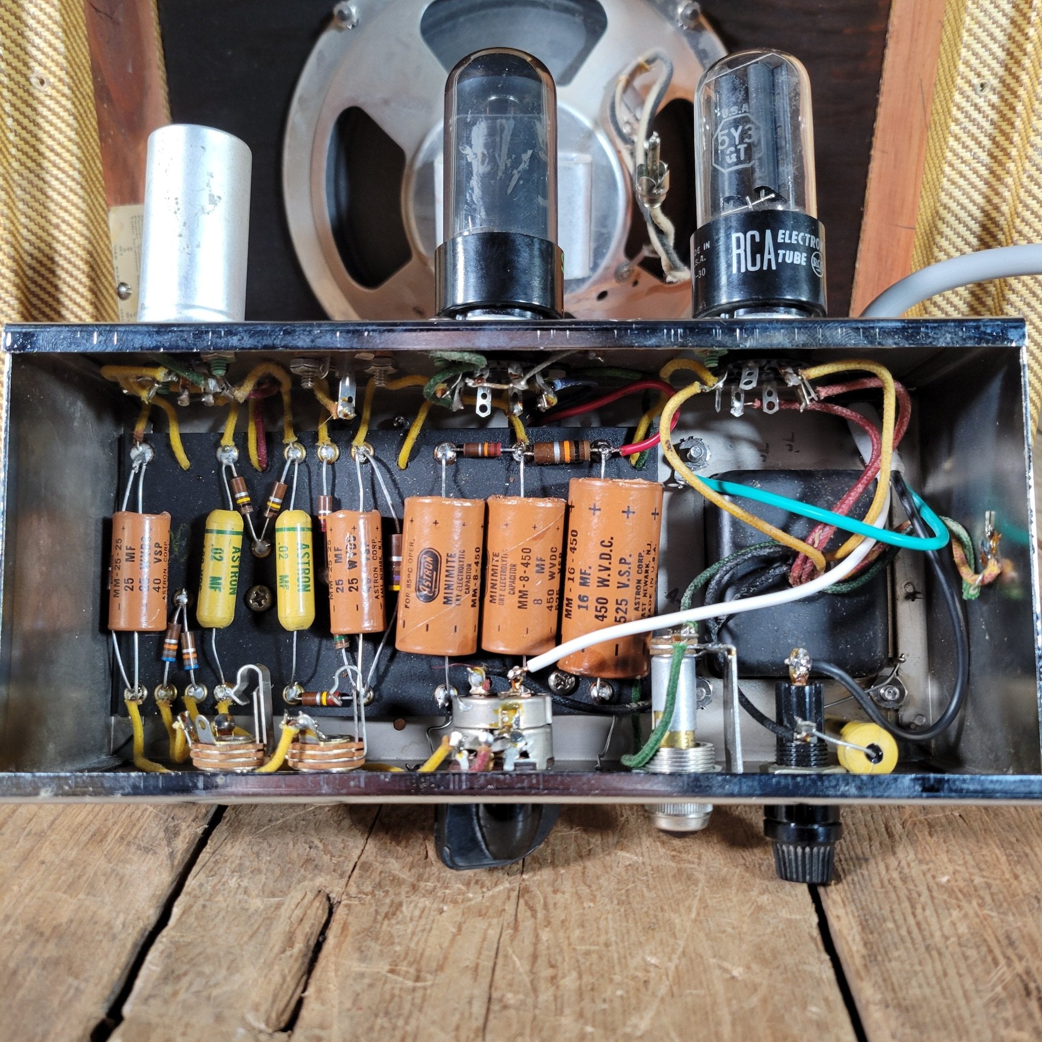 Fender Champ 5F1 1961 - The Cleanest One - Mahar's Vintage Guitars