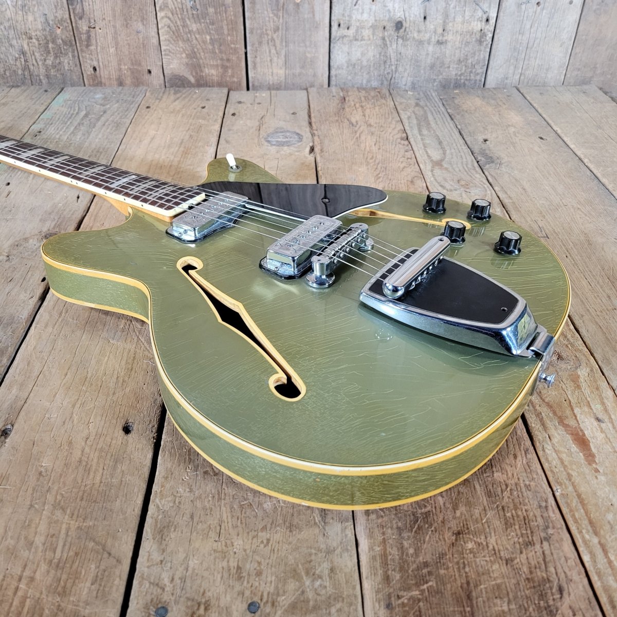 Fender Coronado II 1967 – Rare Ice Blue Metallic Custom Color, Vintage Semi - Hollow Guitar - Mahar's Vintage Guitars