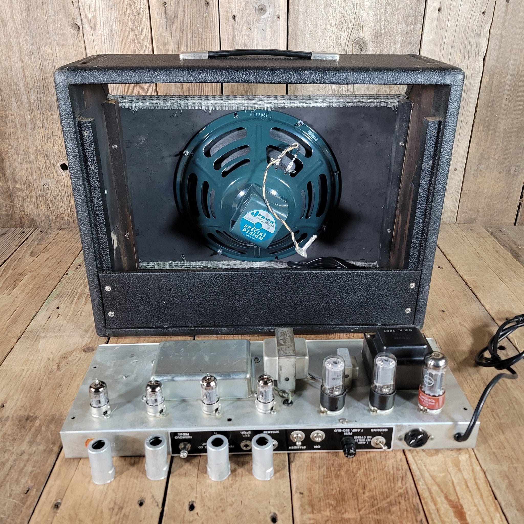 Fender Deluxe Amp 1963 Pre CBS - Mahar's Vintage Guitars