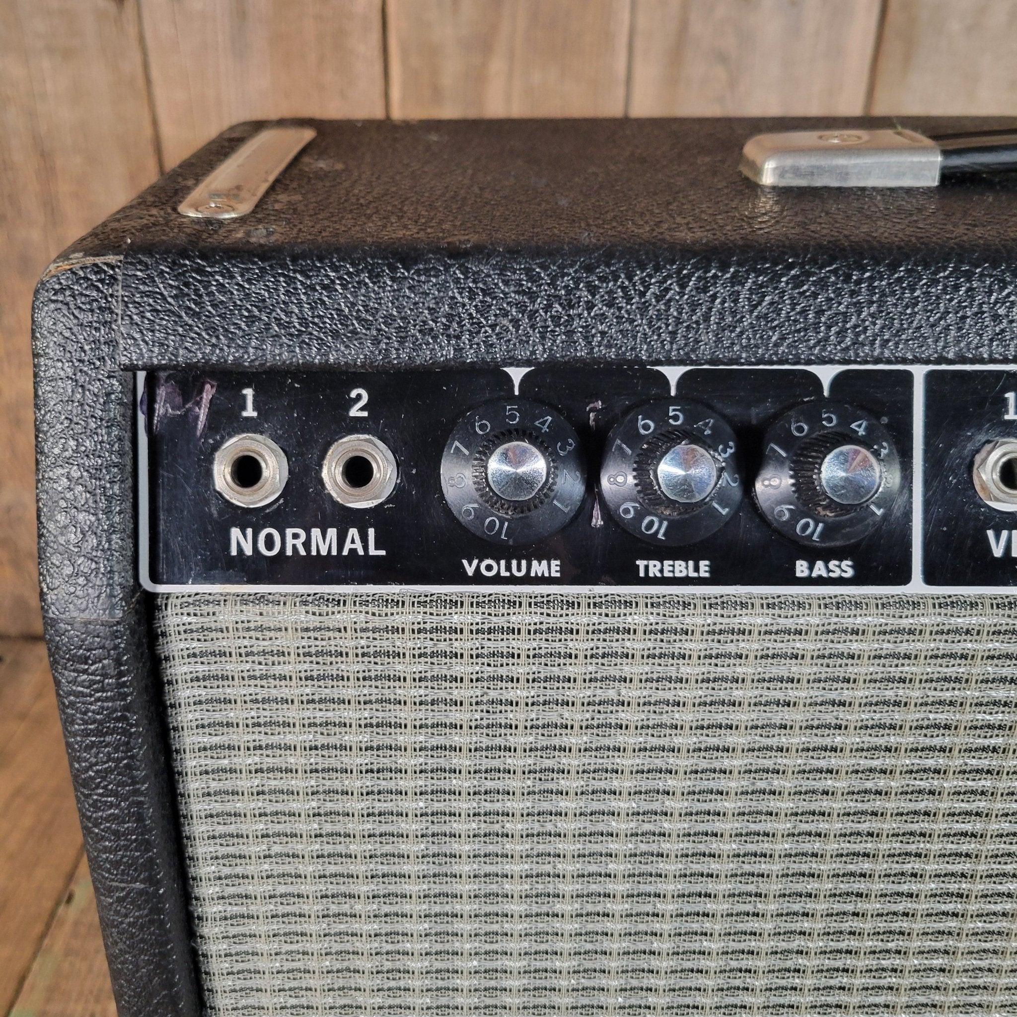 Fender Deluxe Amp 1963 Pre CBS - Mahar's Vintage Guitars