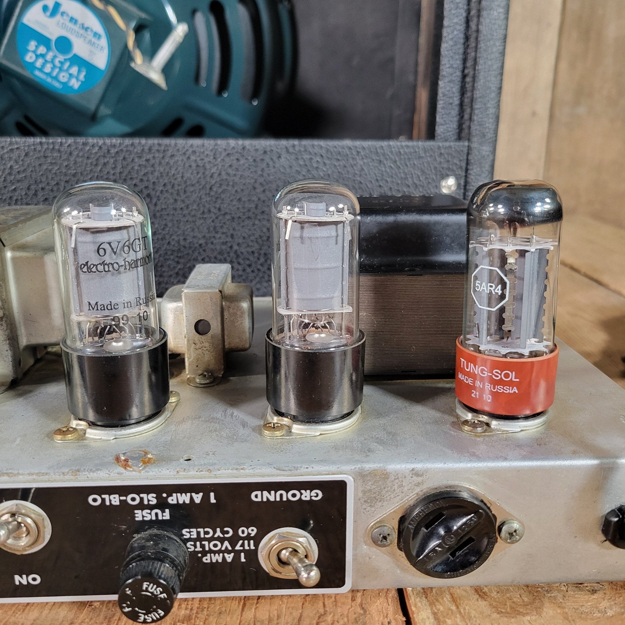 Fender Deluxe Amp 1963 Pre CBS - Mahar's Vintage Guitars