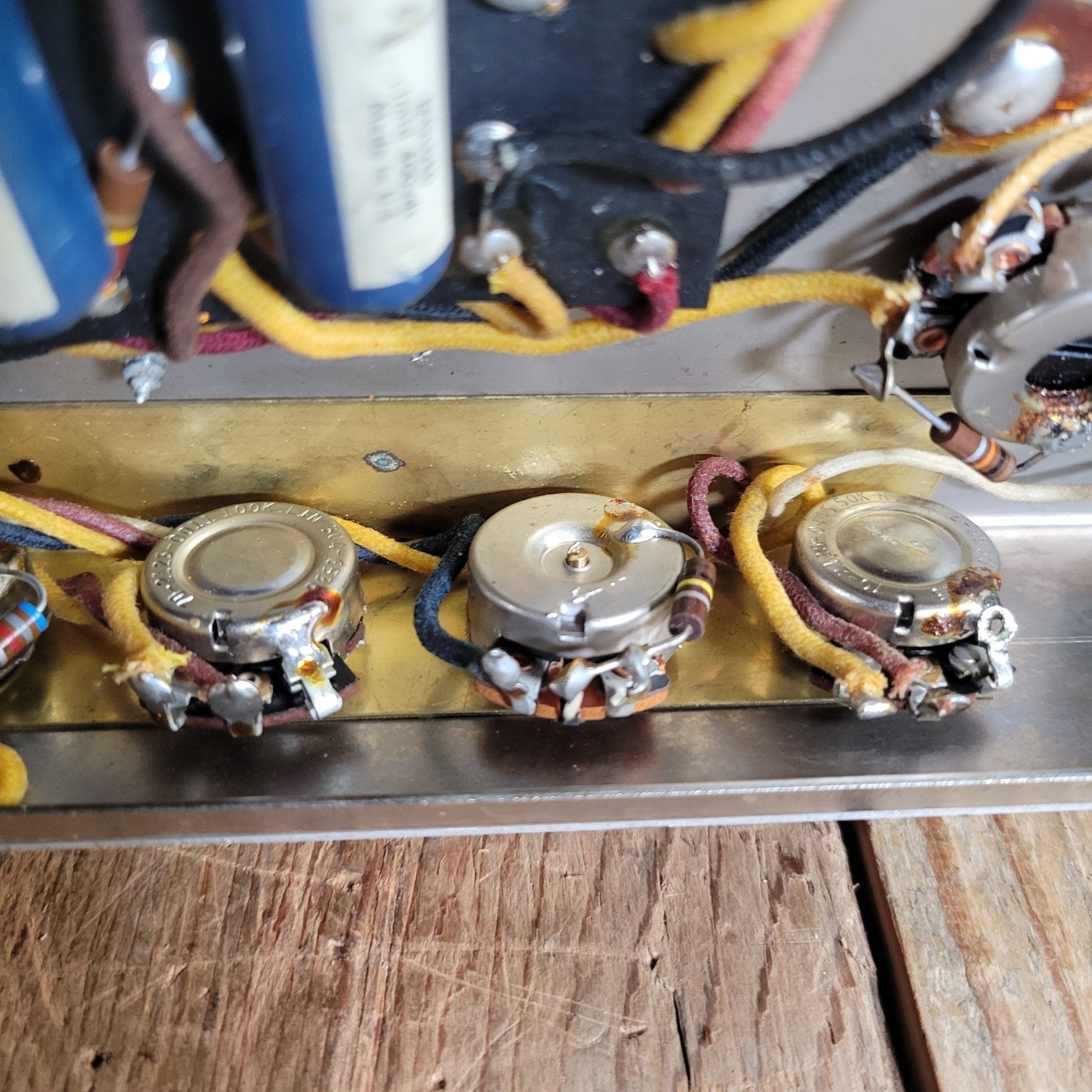 Fender Deluxe Reverb 1965 With Altec 417 - 8C - Mahar's Vintage Guitars