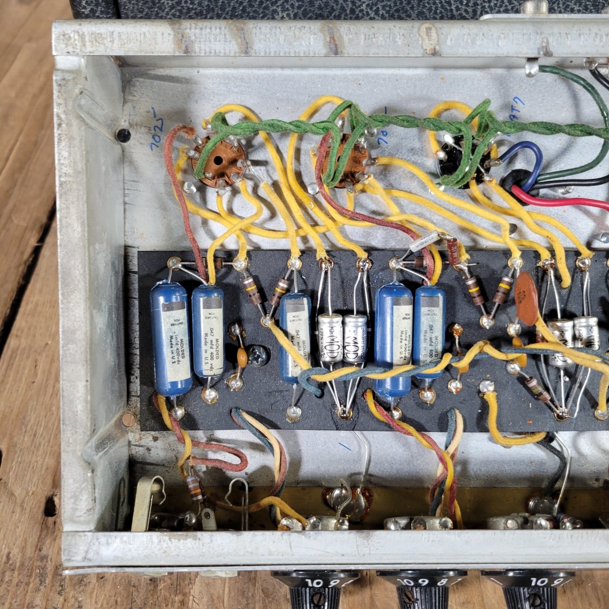 Fender Deluxe Reverb 1967 - Mahar's Vintage Guitars