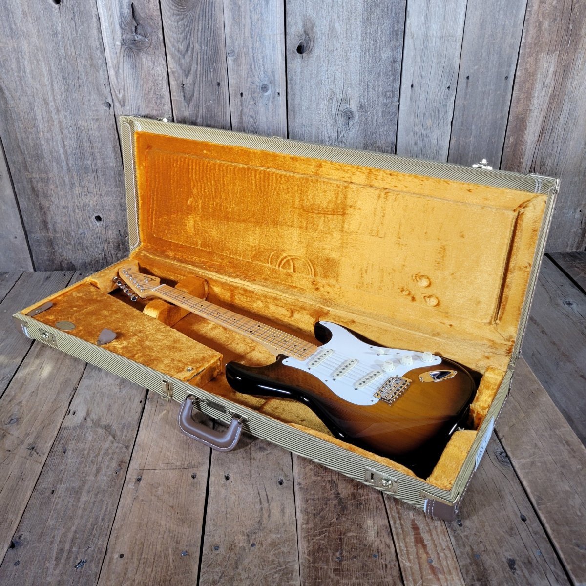 Fender Eric Johnson 1954 Virginia Stratocaster Stories Collection 2020 - Mahar's Vintage Guitars