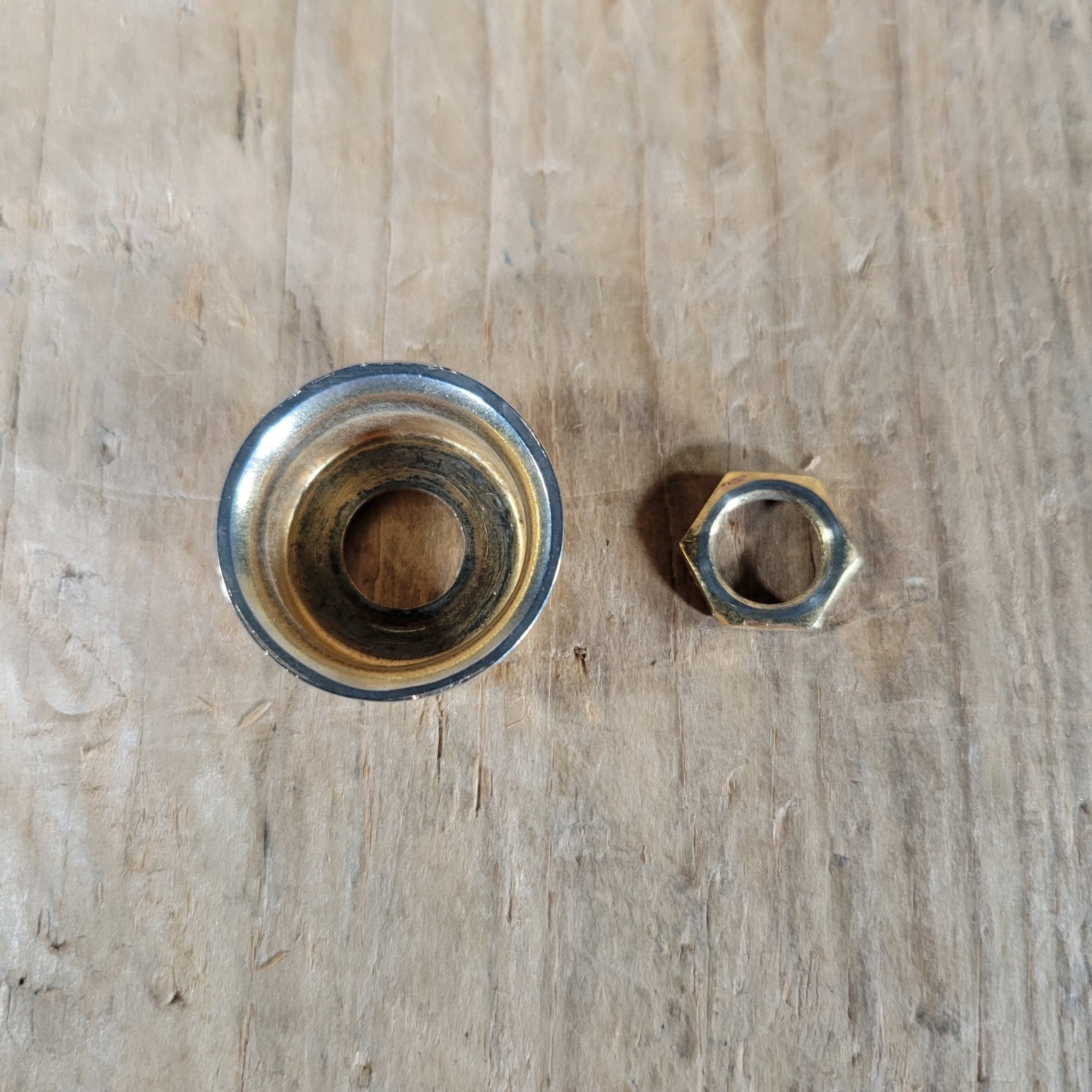 Fender Gold Output jack cup and nut Telecaster 1980s - Mahar's Vintage Guitars