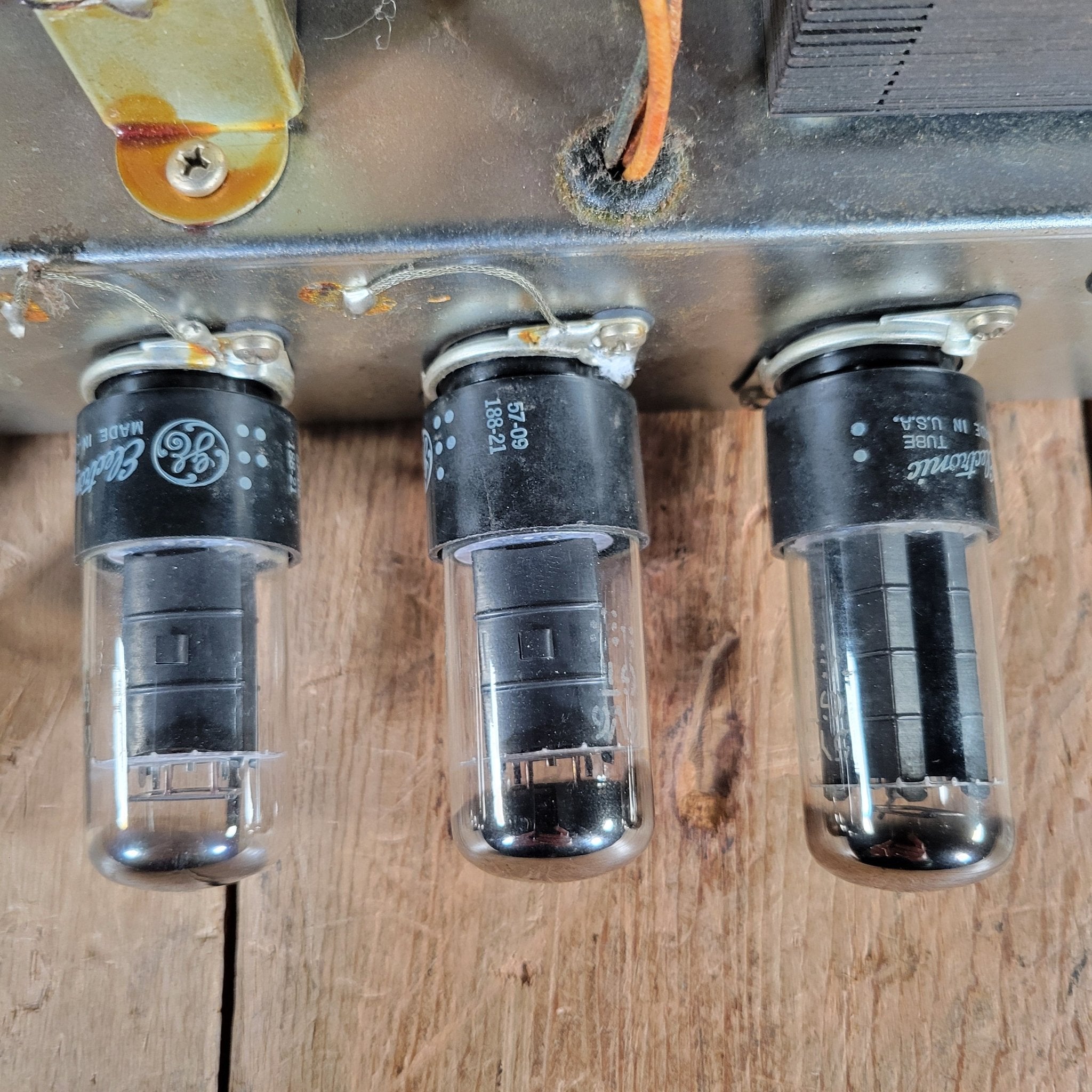 Fender Harvard 5F10 1957 Vintage Tweed Amplifier - Mahar's Vintage Guitars