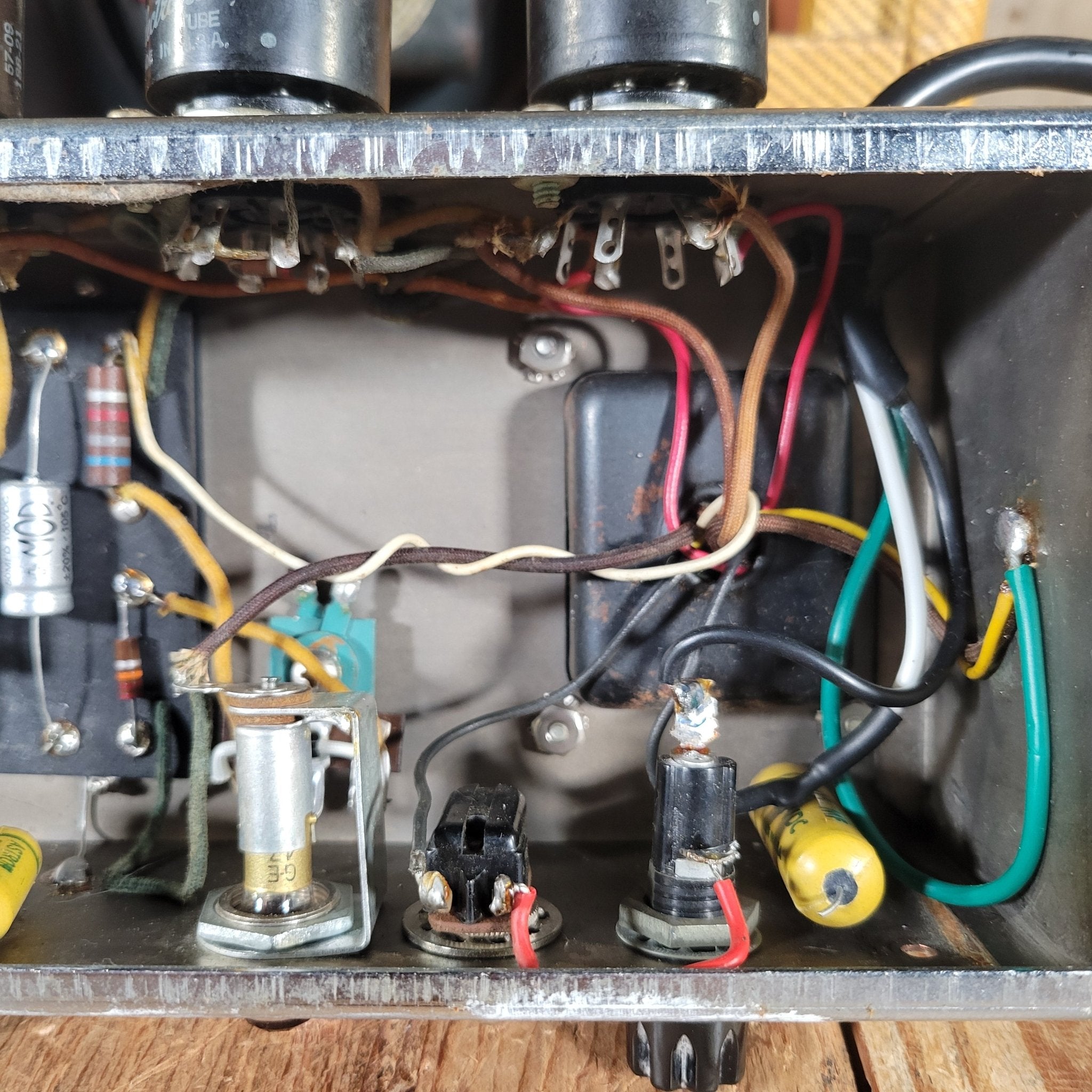 Fender Harvard 5F10 1957 Vintage Tweed Amplifier - Mahar's Vintage Guitars