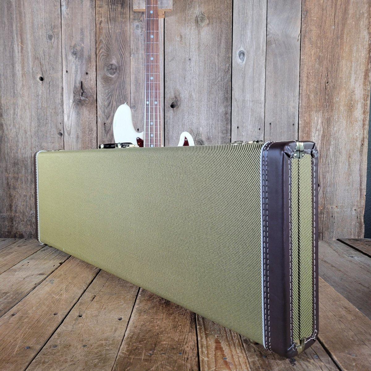 Fender Jazz Bass American Professional II Fretless 2023 Olympic White w/ Tweed Case & Paperwork - Mahar's Vintage Guitars