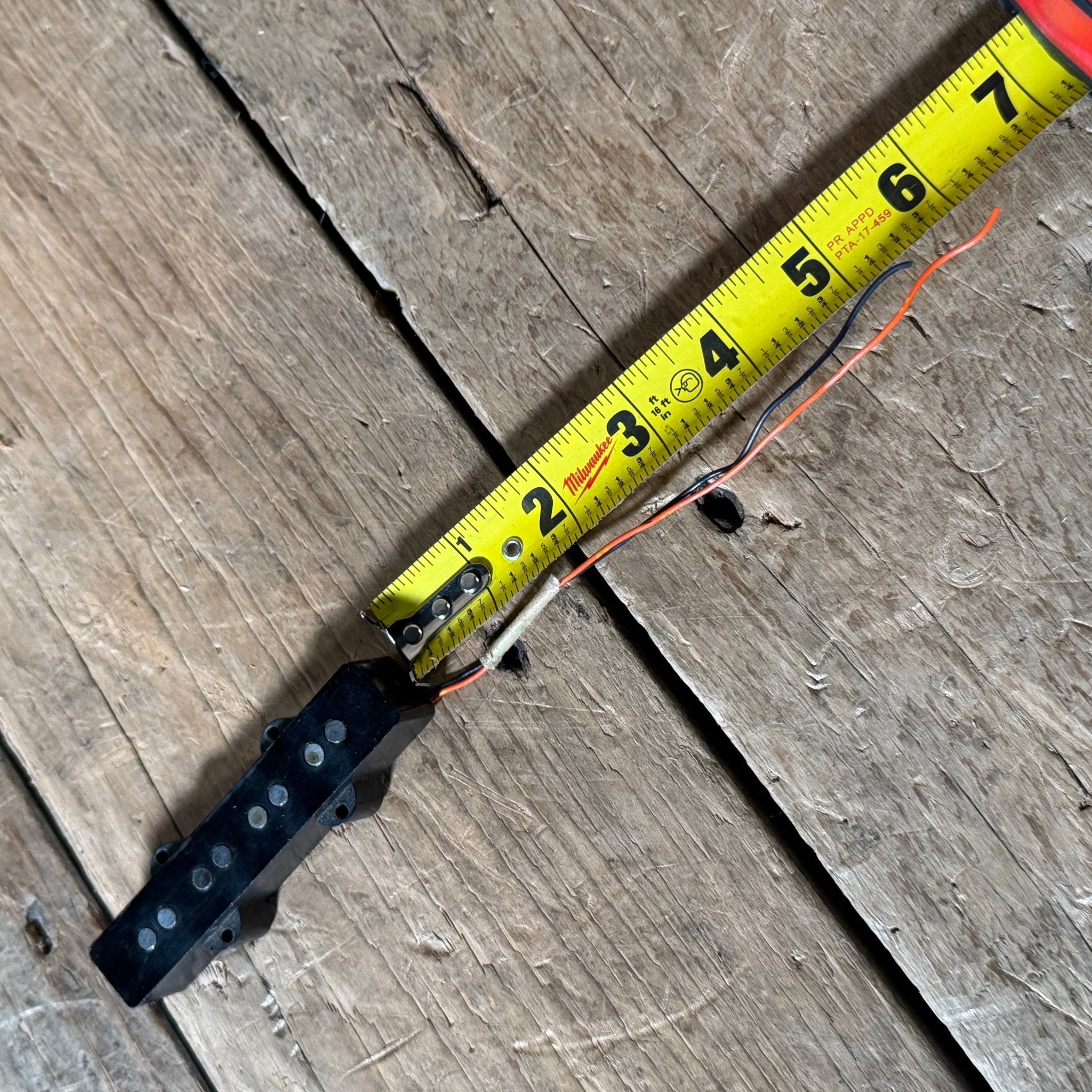 Fender Jazz Bass Pickup with Cover and Screws 1977 - Mahar's Vintage Guitars