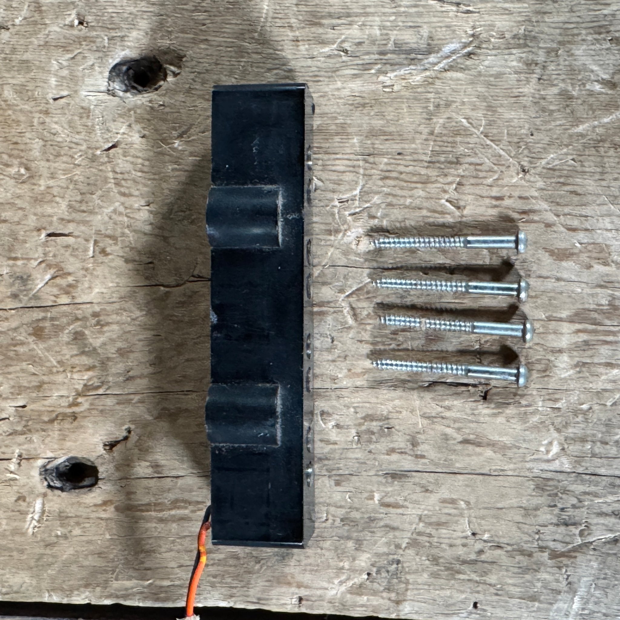 Fender Jazz Bass Pickup with Cover and Screws 1977 - Mahar's Vintage Guitars