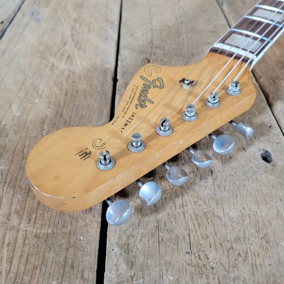 Fender Jazzmaster 1966 Refinished Vintage Player’s Guitar w/ Hybrid Gig Bag - Mahar's Vintage Guitars