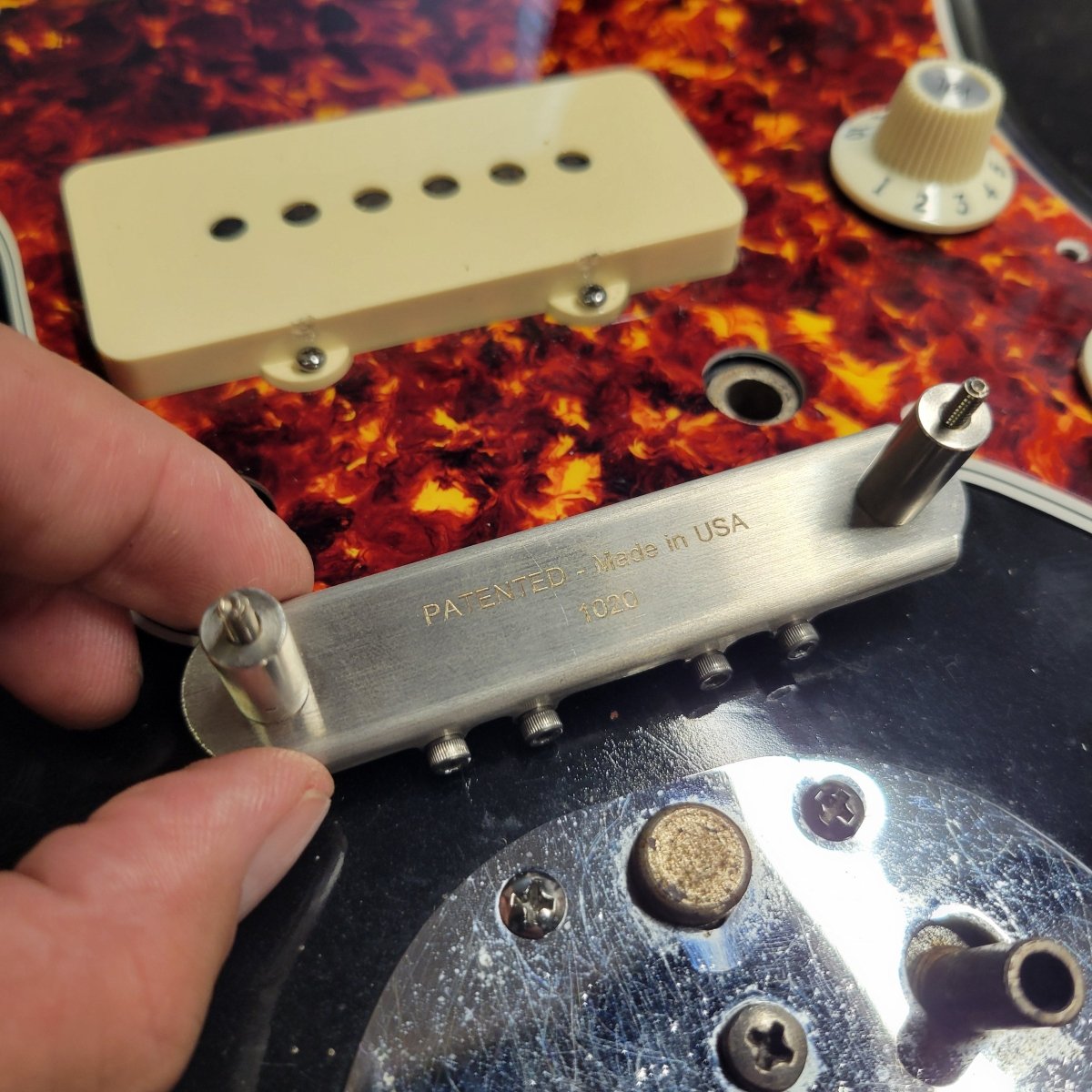 Fender Jazzmaster 1966 Refinished Vintage Player’s Guitar w/ Hybrid Gig Bag - Mahar's Vintage Guitars