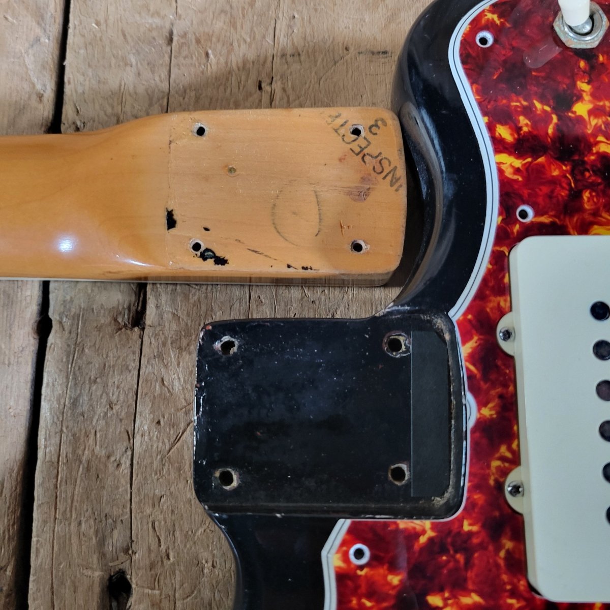 Fender Jazzmaster 1966 Refinished Vintage Player’s Guitar w/ Hybrid Gig Bag - Mahar's Vintage Guitars