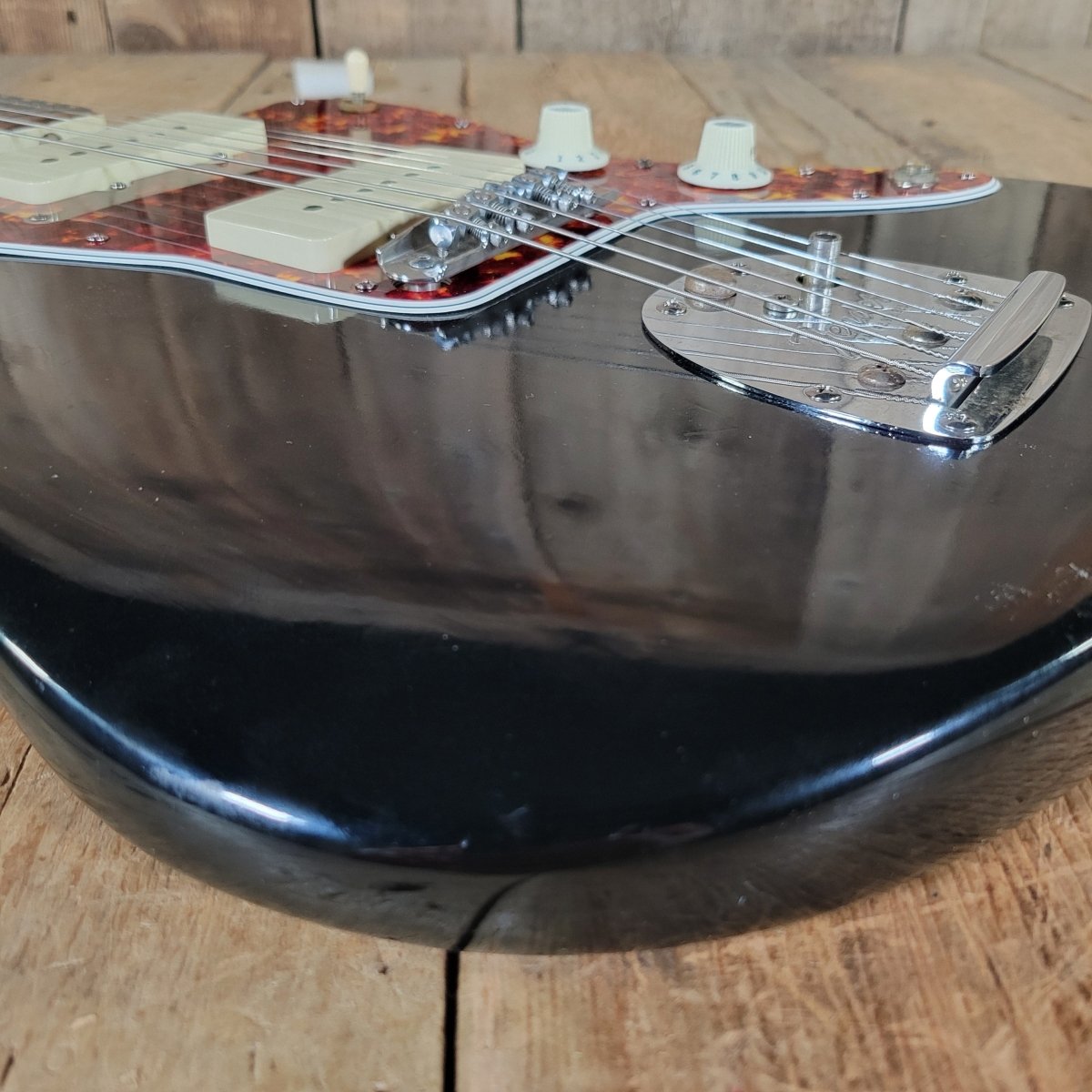 Fender Jazzmaster 1966 Refinished Vintage Player’s Guitar w/ Hybrid Gig Bag - Mahar's Vintage Guitars