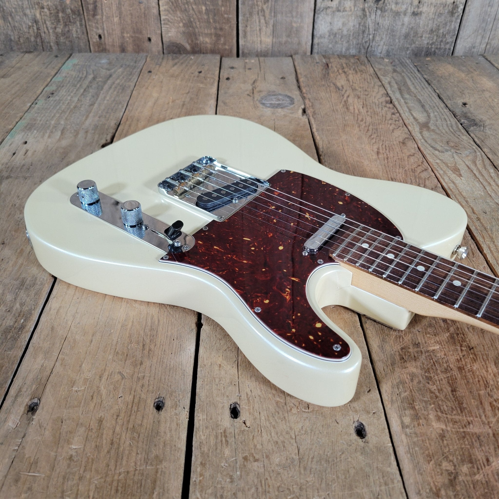 Fender Limited Edition American Showcase Telecaster 2020 – Olympic Pearl USA - Made Custom Tele - Mahar's Vintage Guitars
