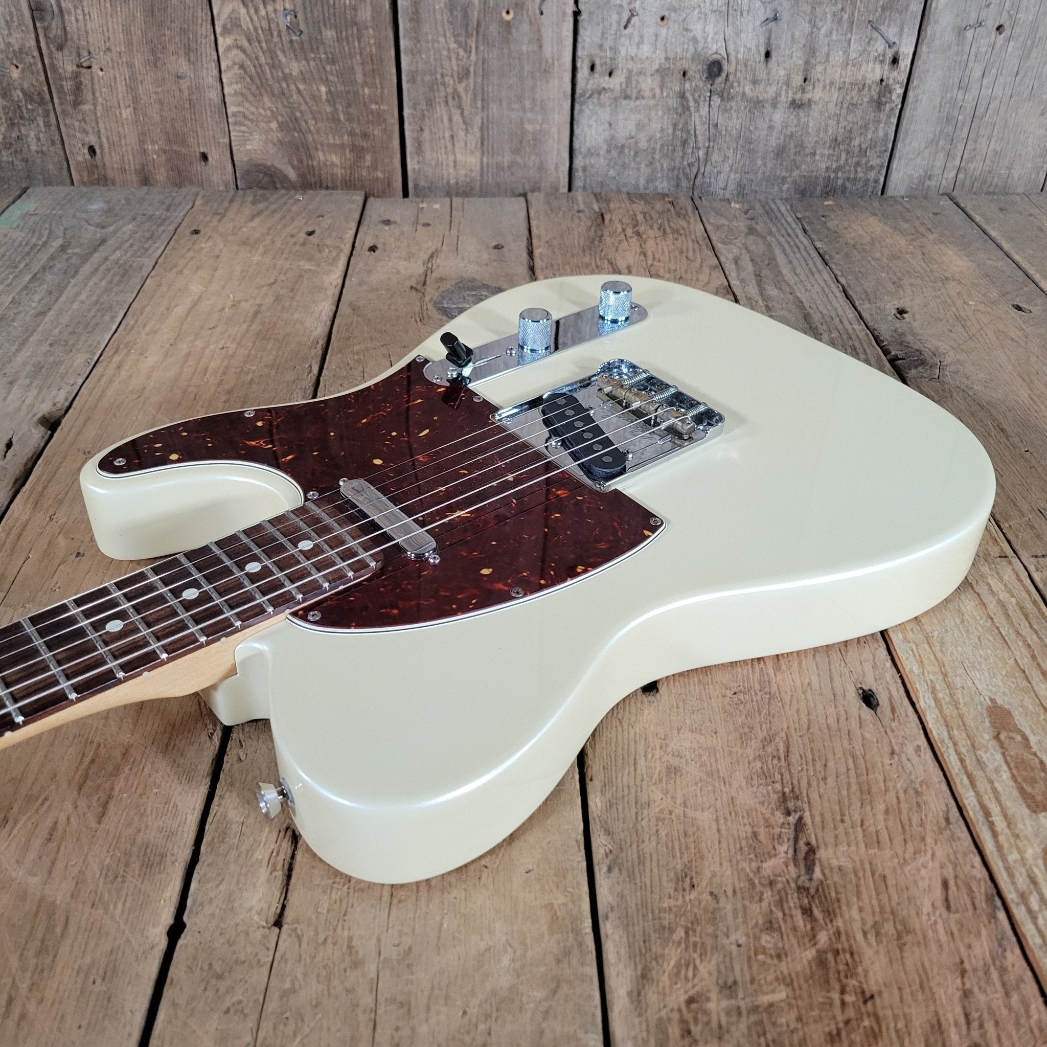 Fender Limited Edition American Showcase Telecaster 2020 – Olympic Pearl USA - Made Custom Tele - Mahar's Vintage Guitars