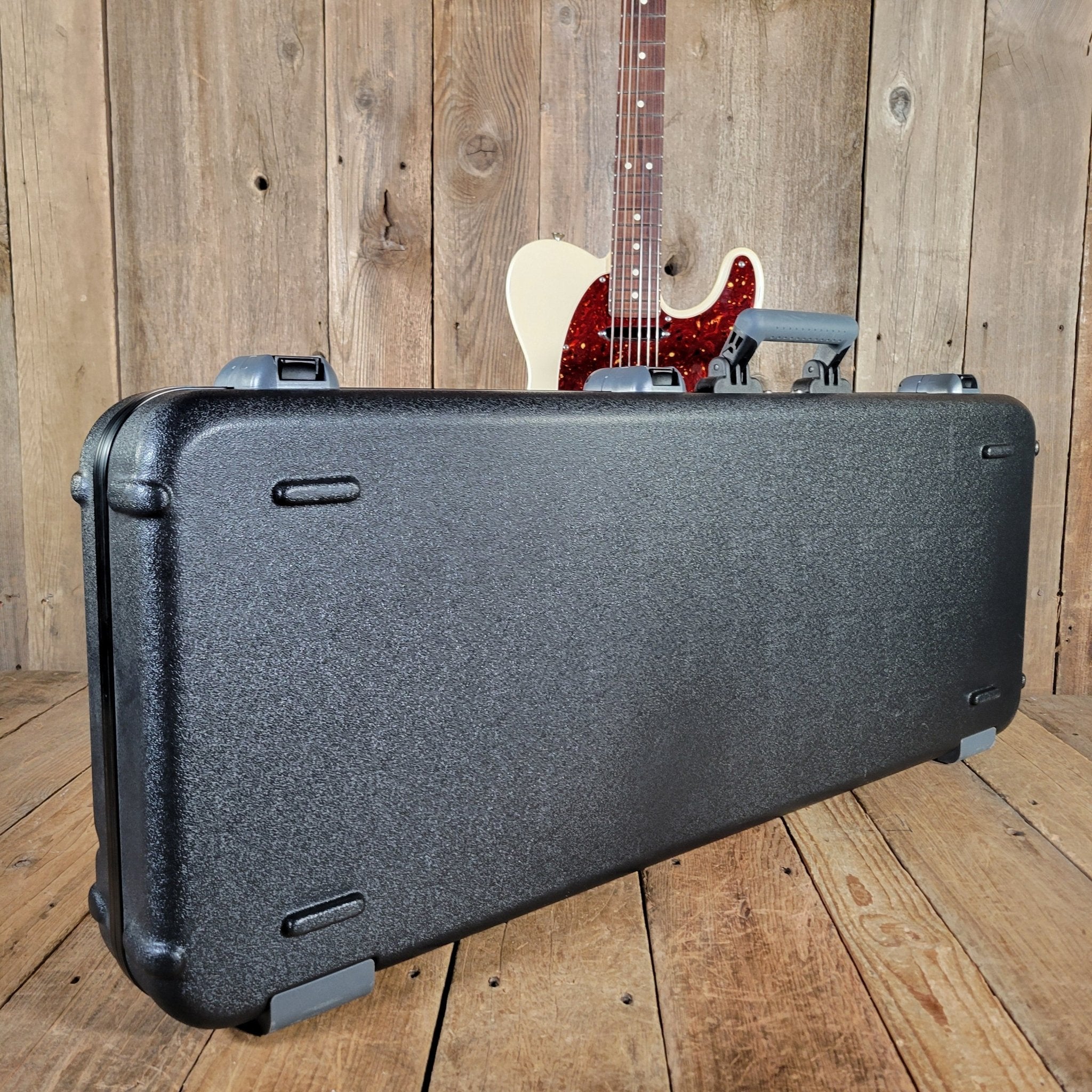 Fender Limited Edition American Showcase Telecaster 2020 – Olympic Pearl USA - Made Custom Tele - Mahar's Vintage Guitars