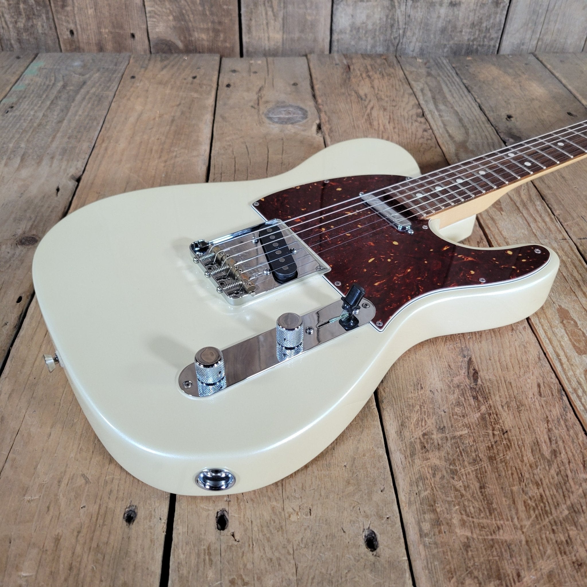 Fender Limited Edition American Showcase Telecaster 2020 – Olympic Pearl USA - Made Custom Tele - Mahar's Vintage Guitars