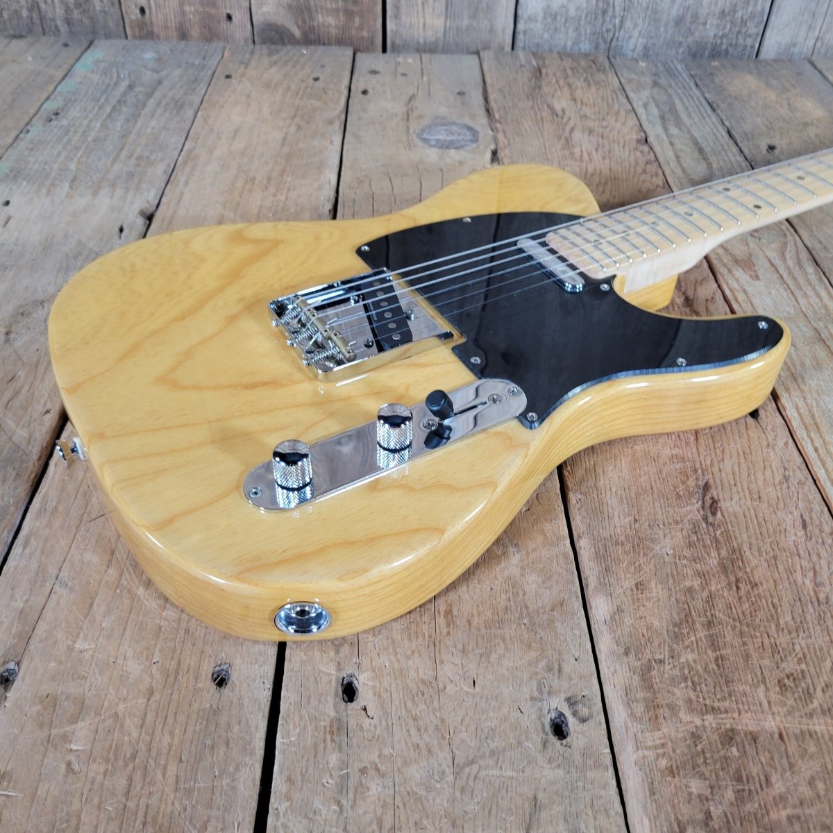 Fender Lite Ash Special Edition Telecaster – MIK 2005 w/ Gig Bag - Mahar's Vintage Guitars