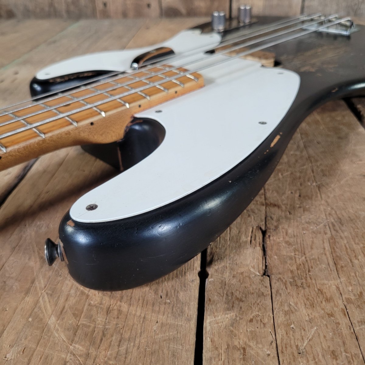 Fender Precision Bass 1956 – Vintage Player’s Grade, Refinished, Original ’50s Tone - Mahar's Vintage Guitars