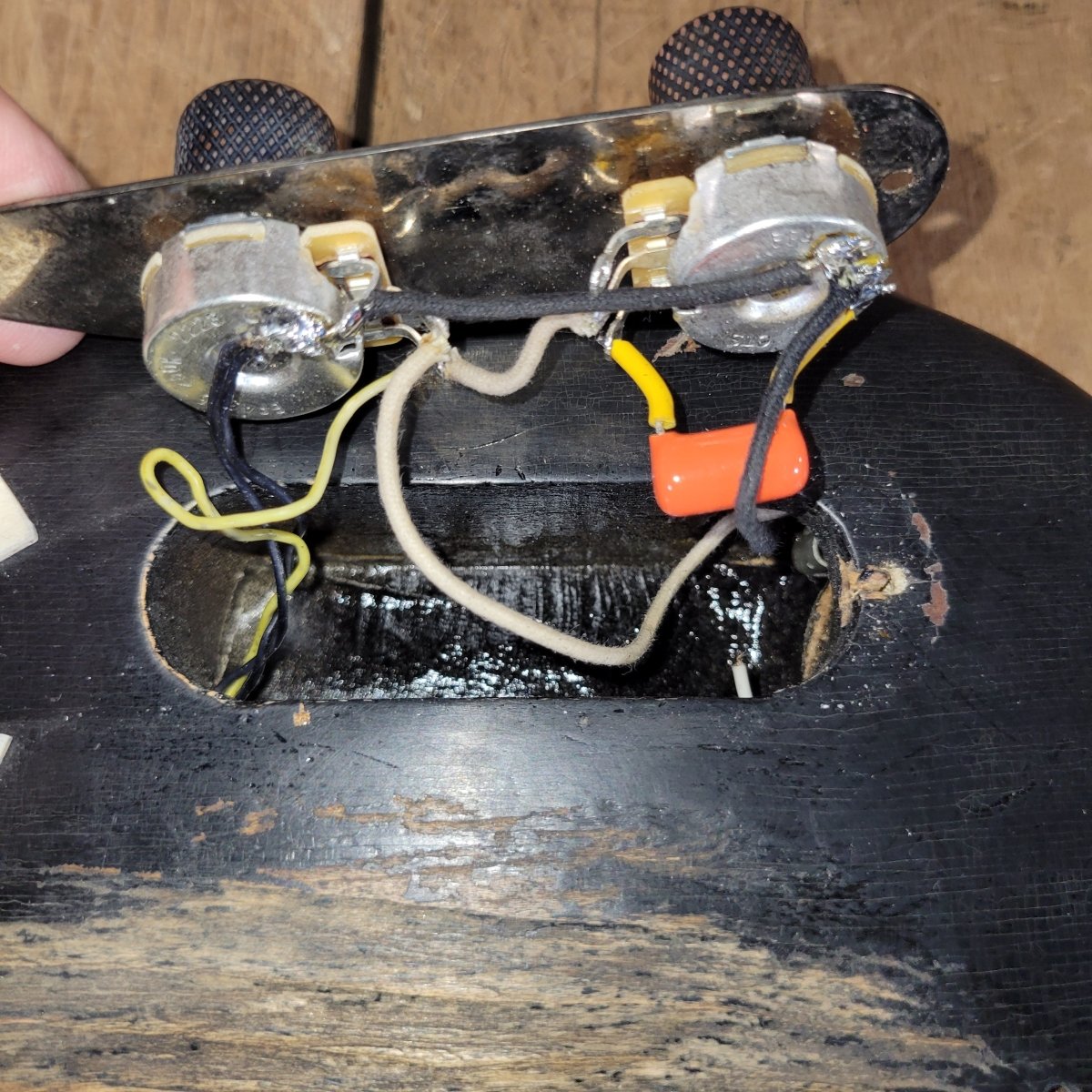 Fender Precision Bass 1956 – Vintage Player’s Grade, Refinished, Original ’50s Tone - Mahar's Vintage Guitars