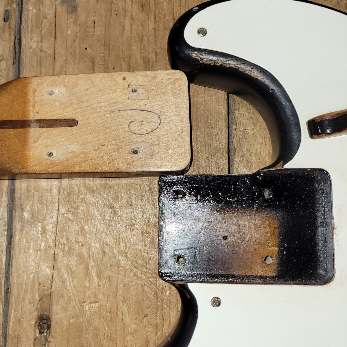 Fender Precision Bass 1956 – Vintage Player’s Grade, Refinished, Original ’50s Tone - Mahar's Vintage Guitars