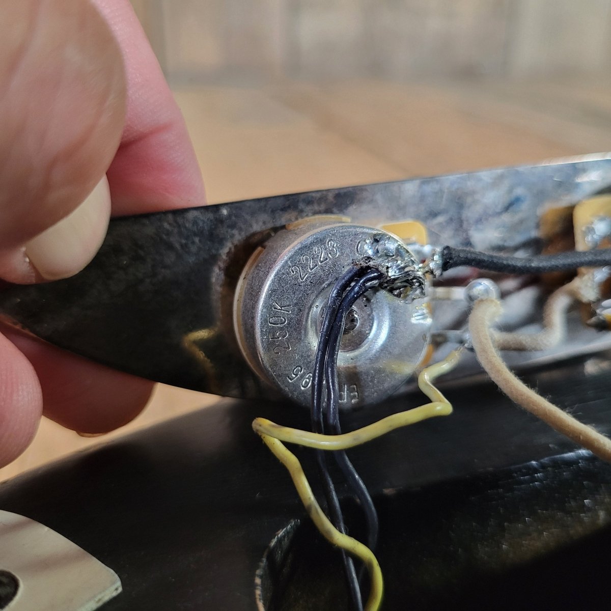 Fender Precision Bass 1956 – Vintage Player’s Grade, Refinished, Original ’50s Tone - Mahar's Vintage Guitars