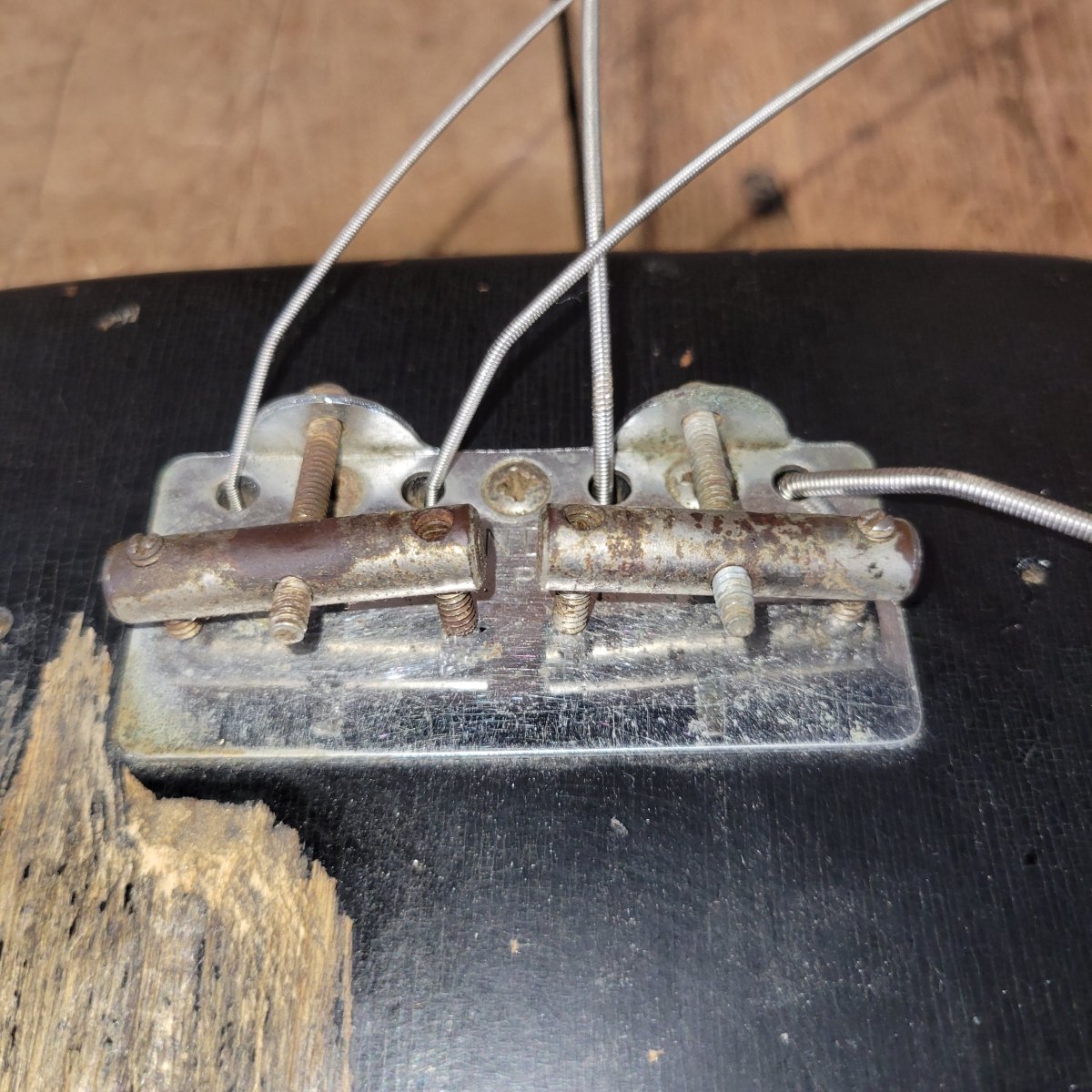 Fender Precision Bass 1956 – Vintage Player’s Grade, Refinished, Original ’50s Tone - Mahar's Vintage Guitars