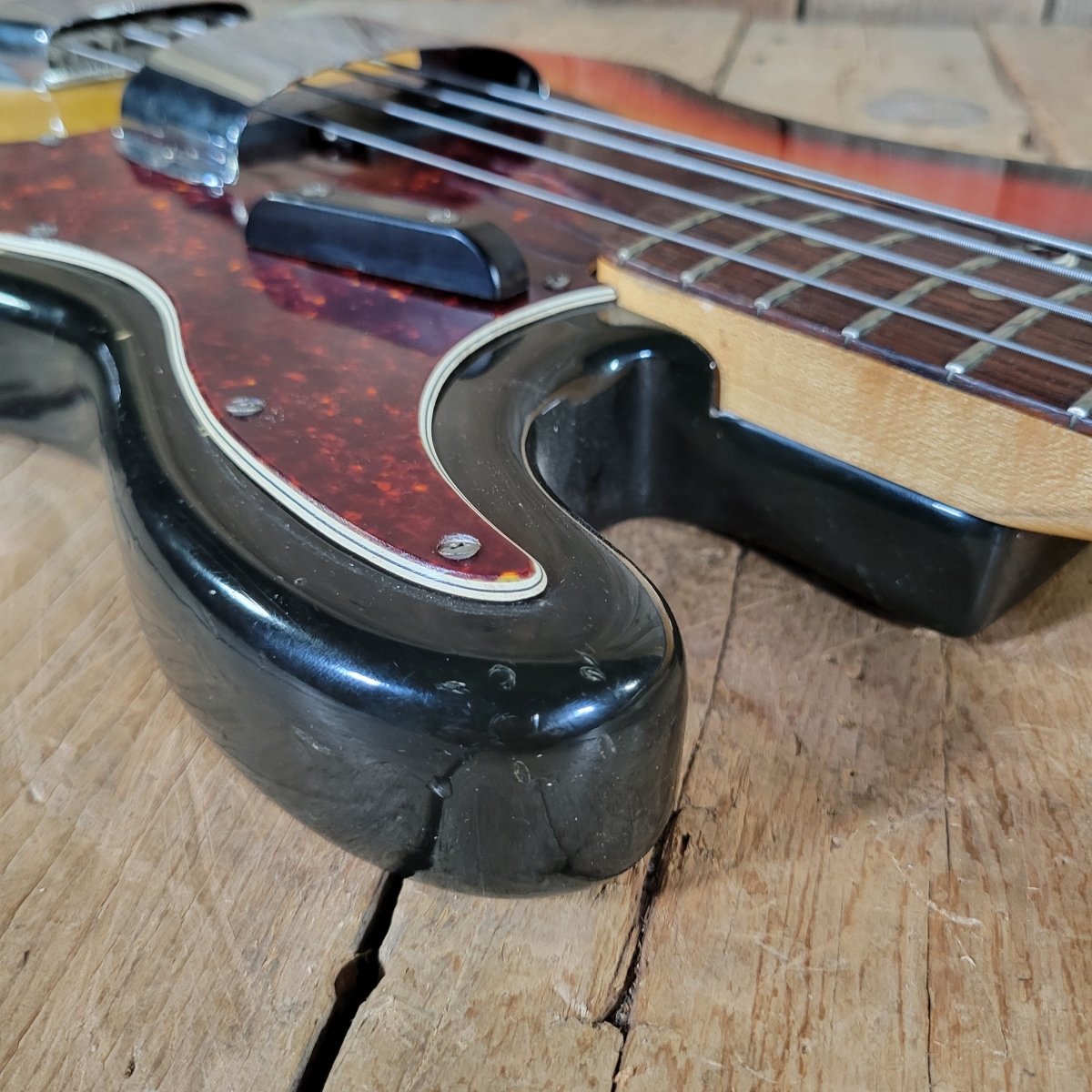 Fender Presicion Bass 1967 Sunburst Vintage P Bass - Mahar's Vintage Guitars