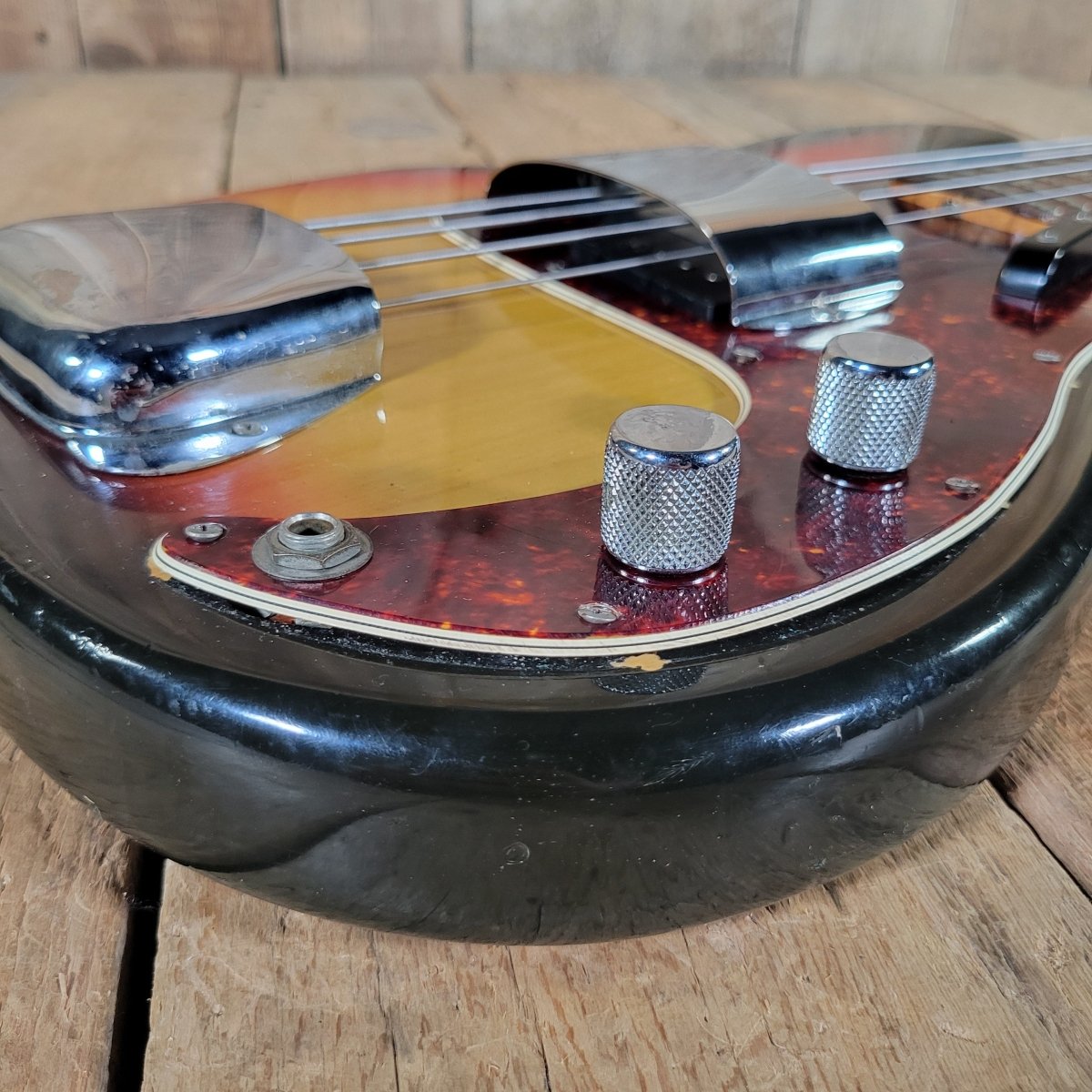 Fender Presicion Bass 1967 Sunburst Vintage P Bass - Mahar's Vintage Guitars