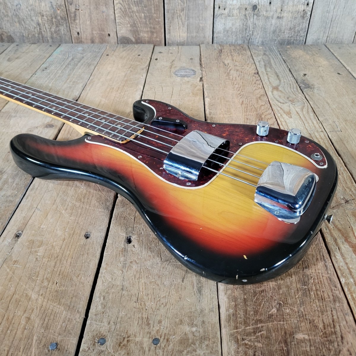 Fender Presicion Bass 1967 Sunburst Vintage P Bass - Mahar's Vintage Guitars