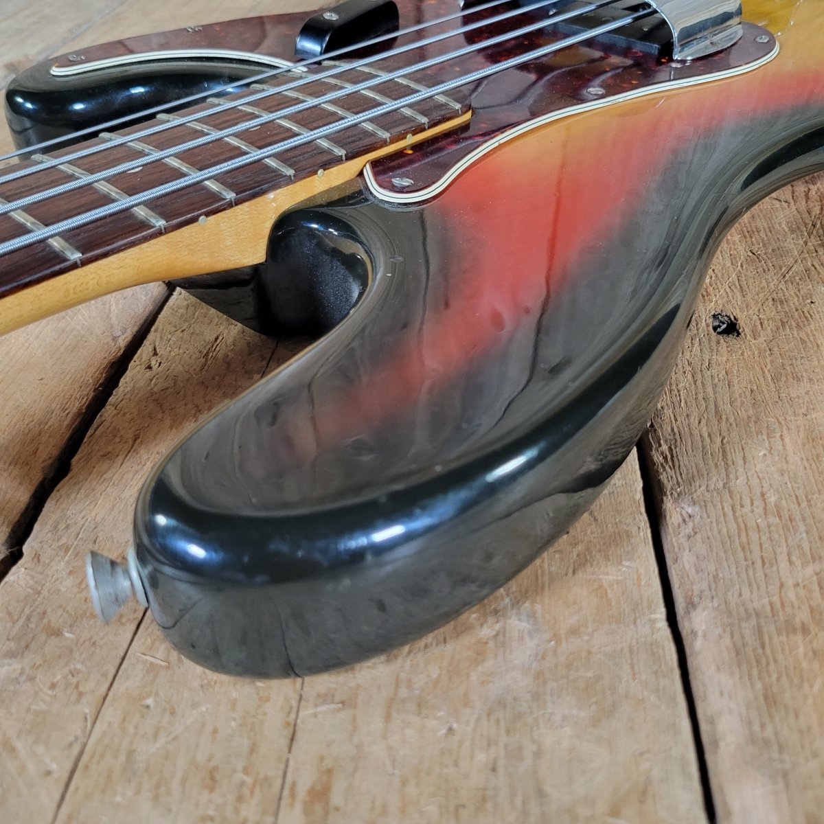 Fender Presicion Bass 1967 Sunburst Vintage P Bass - Mahar's Vintage Guitars