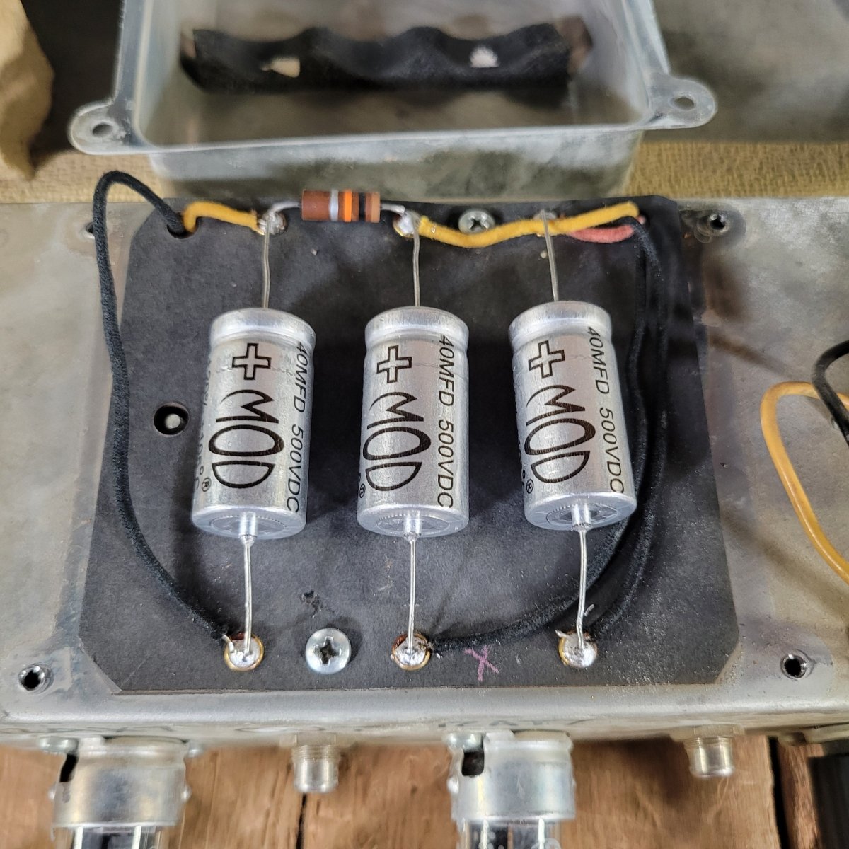 Fender Reverb Unit 6G15 1963 Rough White Tolex - Mahar's Vintage Guitars