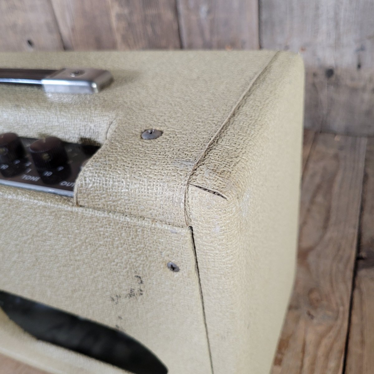 Fender Reverb Unit 6G15 1963 Rough White Tolex - Mahar's Vintage Guitars