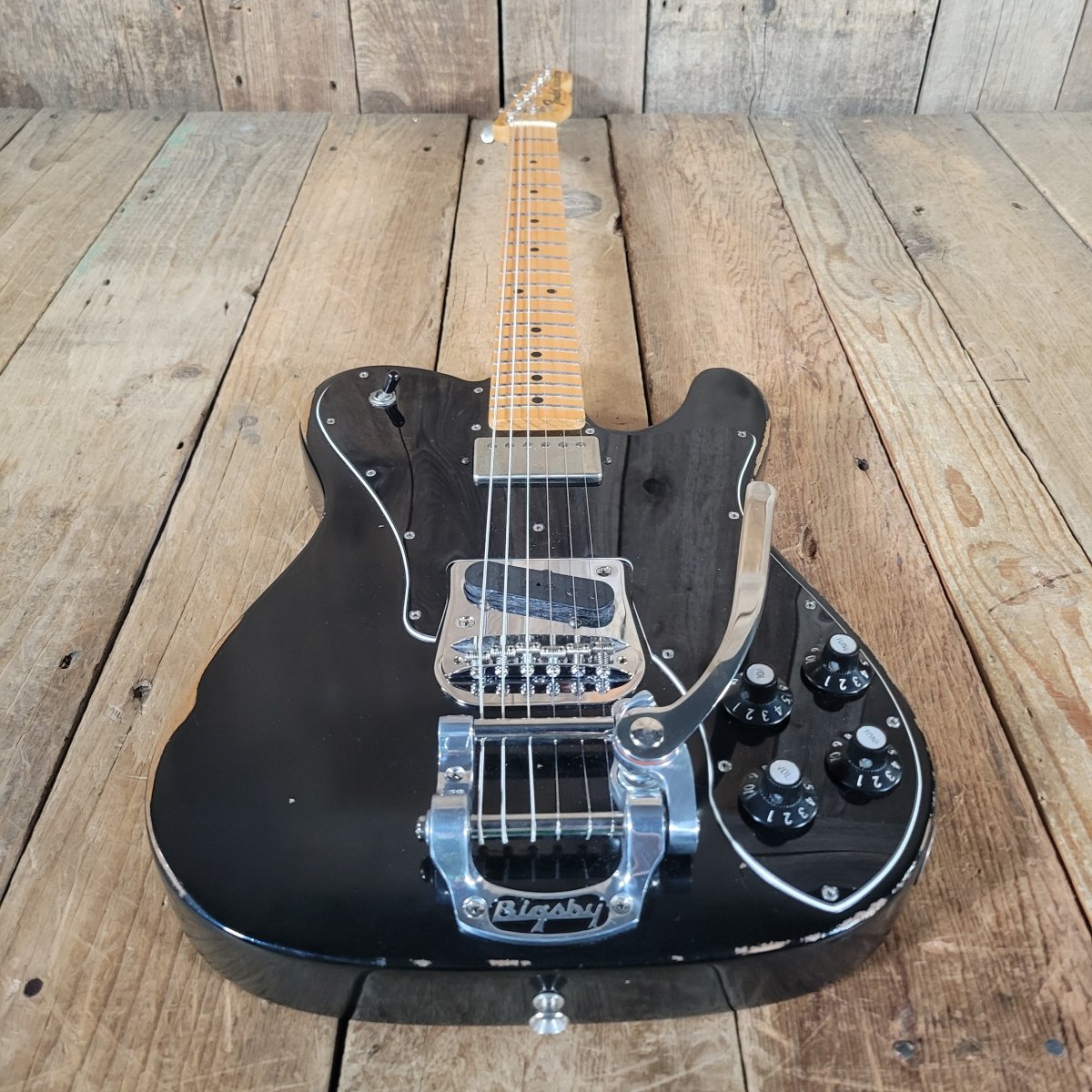 Fender Road Worn Tele Custom 2009 – 1975 Neck & Fender Bonamassa Bludgeon Pickups - Mahar's Vintage Guitars