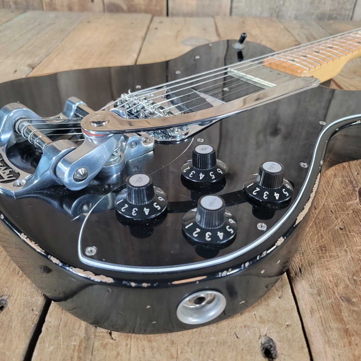 Fender Road Worn Tele Custom 2009 – 1975 Neck & Fender Bonamassa Bludgeon Pickups - Mahar's Vintage Guitars