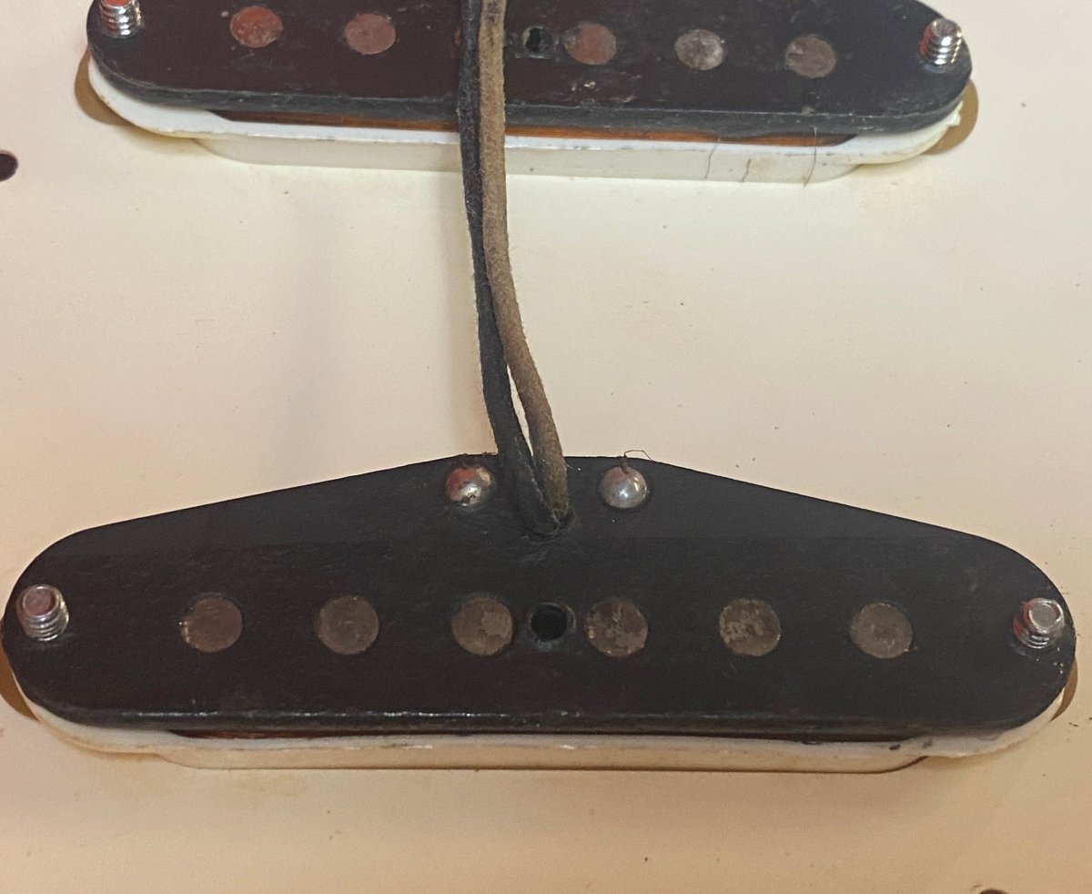 Fender Stratocaster 1958 Burgundy Mist Refinished – Vintage Electric Guitar - Mahar's Vintage Guitars