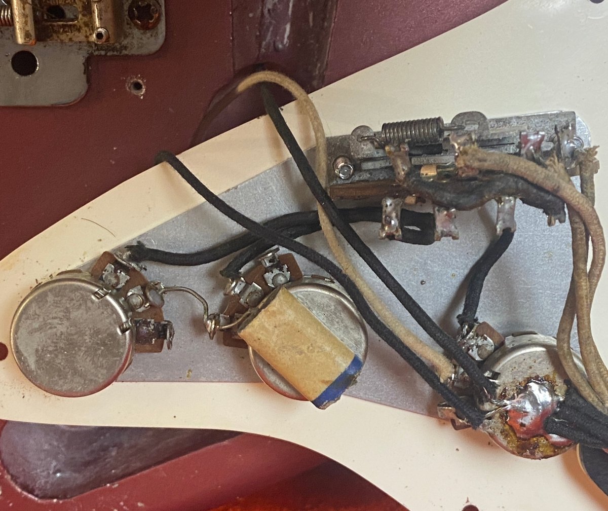 Fender Stratocaster 1958 Burgundy Mist Refinished – Vintage Electric Guitar - Mahar's Vintage Guitars