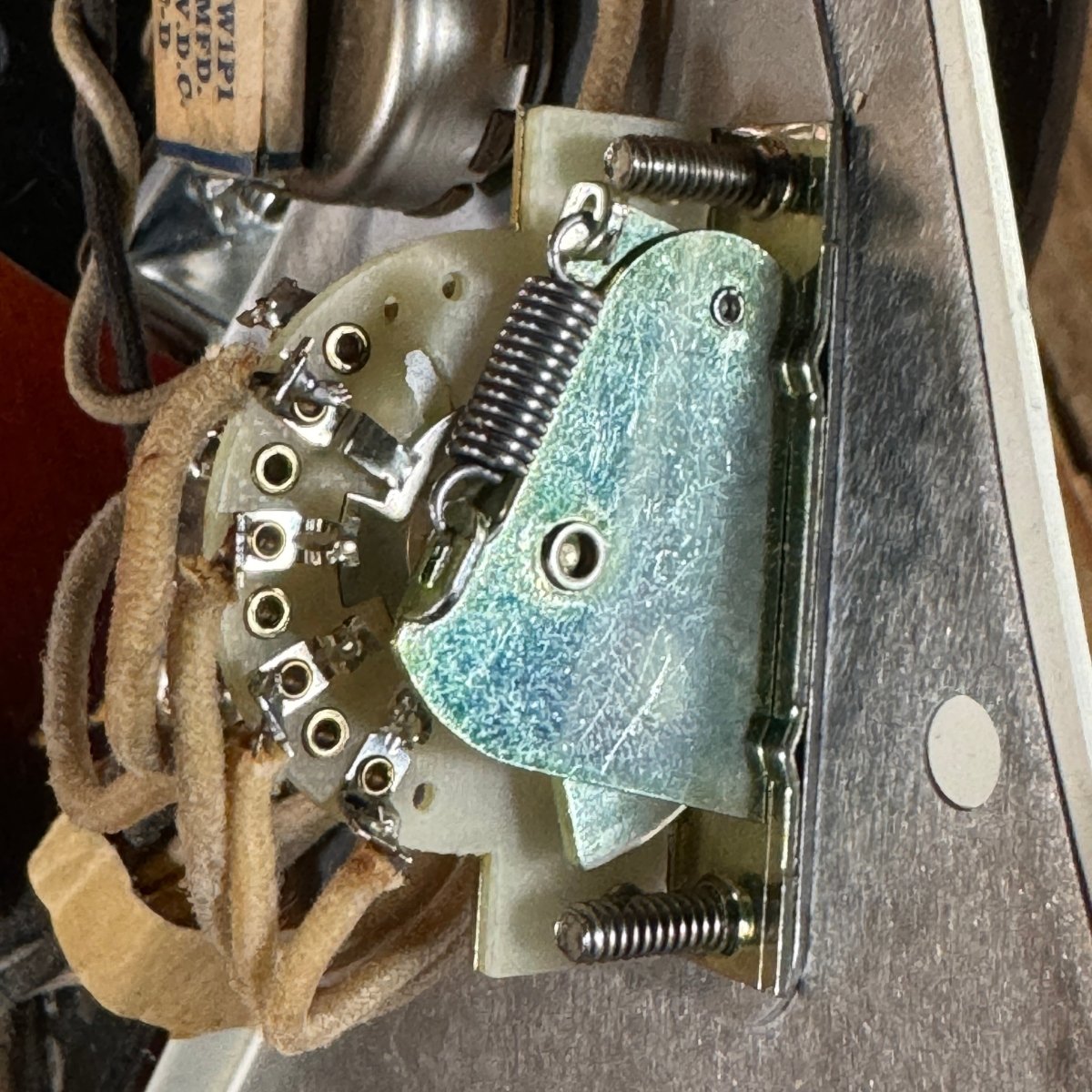 Fender Stratocaster 1958 Sunburst Vintage Pre CBS electric guitar - Mahar's Vintage Guitars