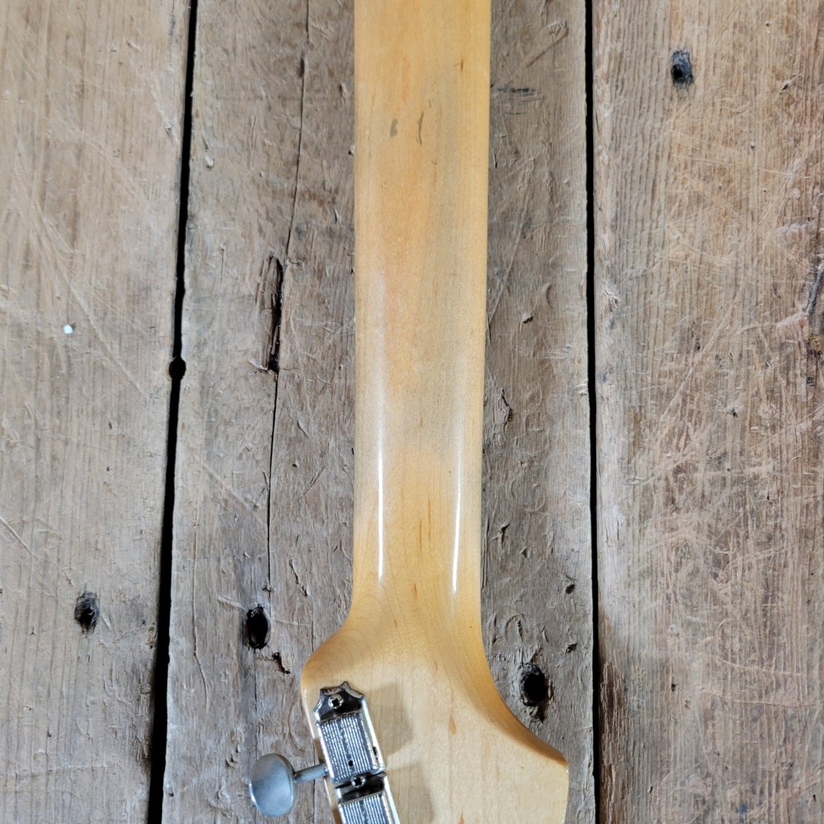 Fender Stratocaster 1961 Fiesta Red Refinished Slab Board Rosewood – Vintage Player’s Guitar - Mahar's Vintage Guitars