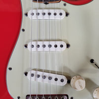 Fender Stratocaster 1961 Fiesta Red Refinished Slab Board Rosewood – Vintage Player’s Guitar - Mahar's Vintage Guitars