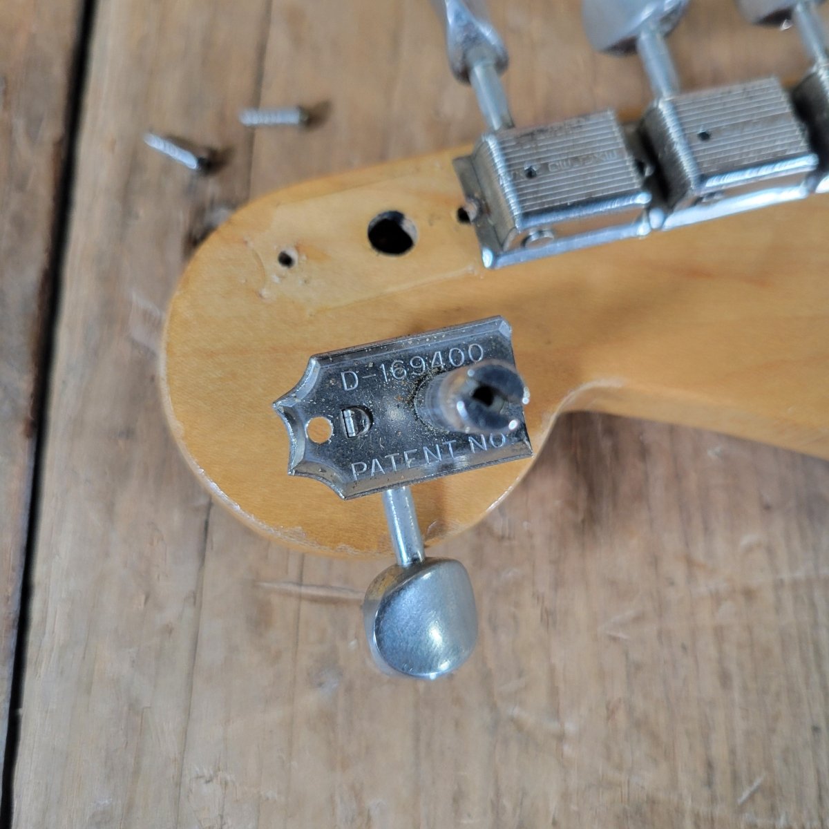 Fender Stratocaster 1961 Fiesta Red Refinished Slab Board Rosewood – Vintage Player’s Guitar - Mahar's Vintage Guitars