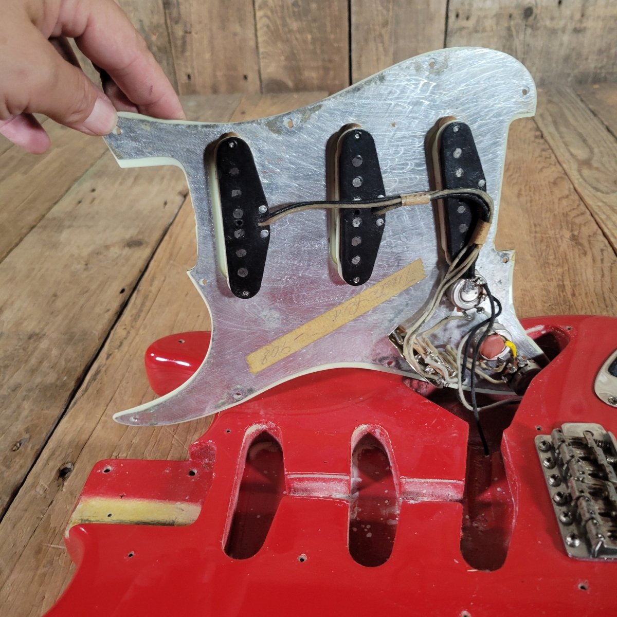 Fender Stratocaster 1961 Fiesta Red Refinished Slab Board Rosewood – Vintage Player’s Guitar - Mahar's Vintage Guitars