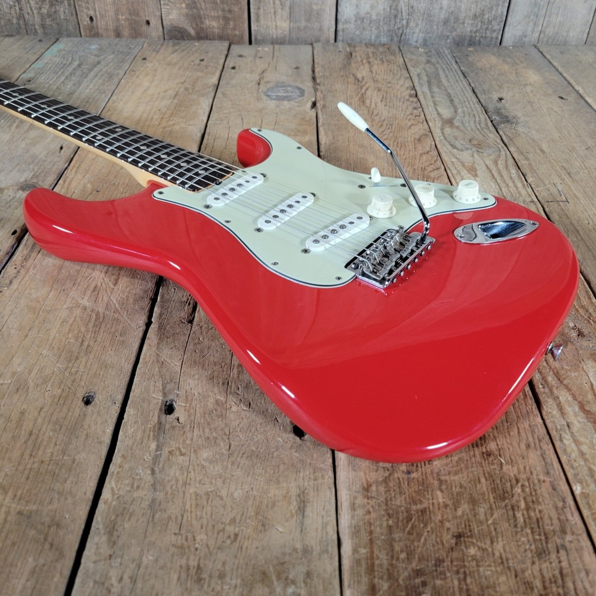 Fender Stratocaster 1961 Fiesta Red Refinished Slab Board Rosewood – Vintage Player’s Guitar - Mahar's Vintage Guitars