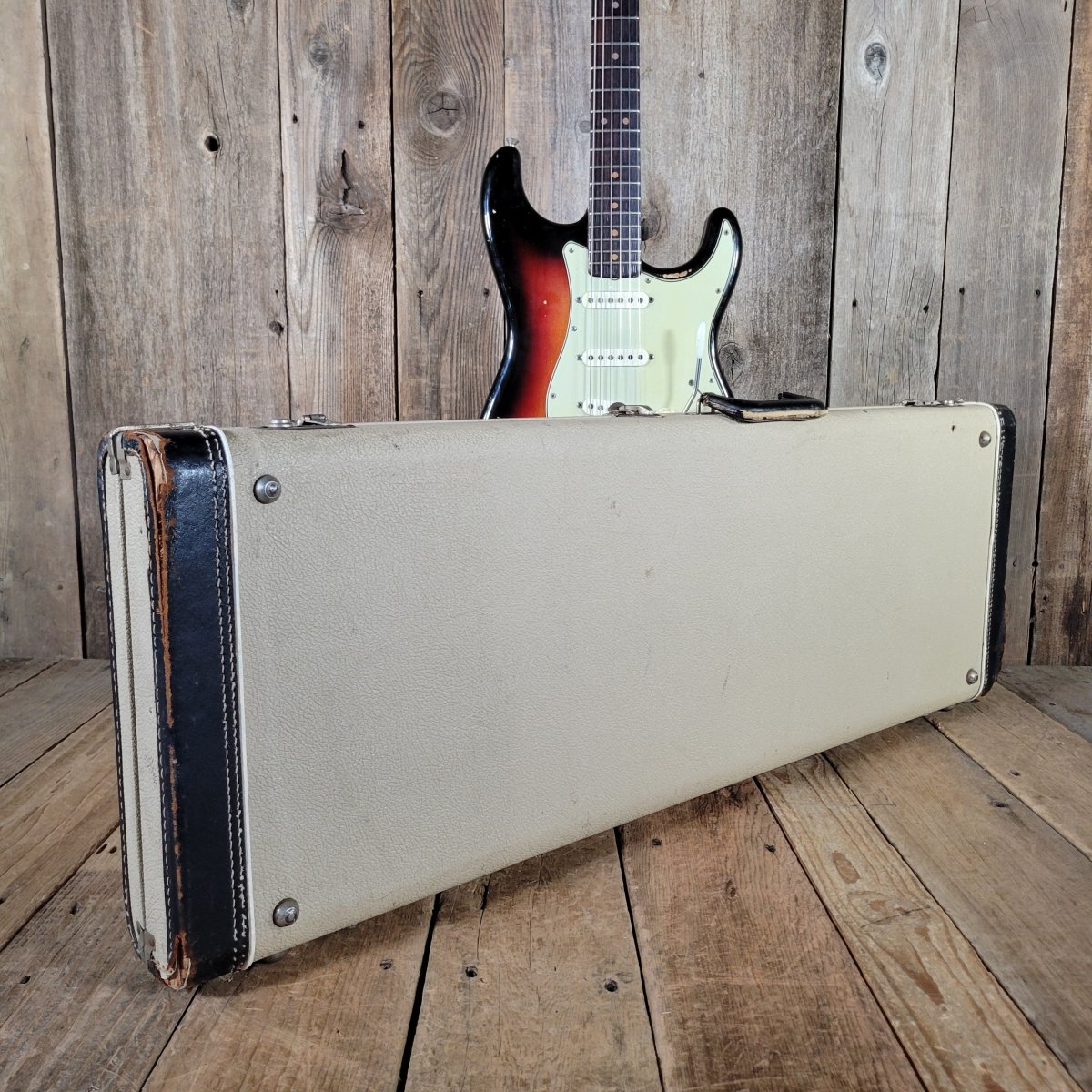 Fender Stratocaster 1963 – Excellent & 100% Original Vintage Guitar Pre CBS - Mahar's Vintage Guitars