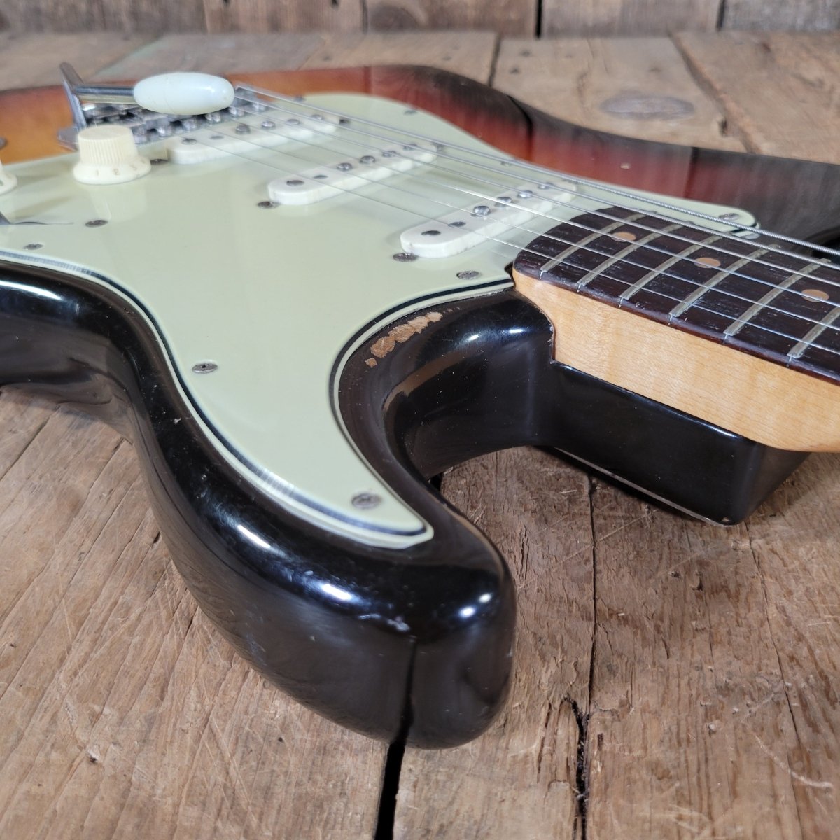 Fender Stratocaster 1963 – Excellent & 100% Original Vintage Guitar Pre CBS - Mahar's Vintage Guitars