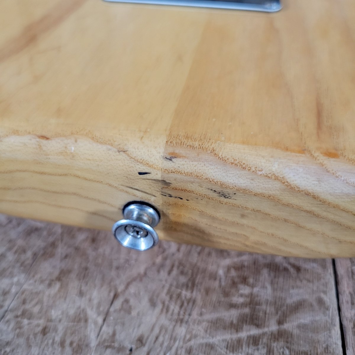 Fender Stratocaster 1976 – Beautifully Clean with Original Case & Strap - Mahar's Vintage Guitars