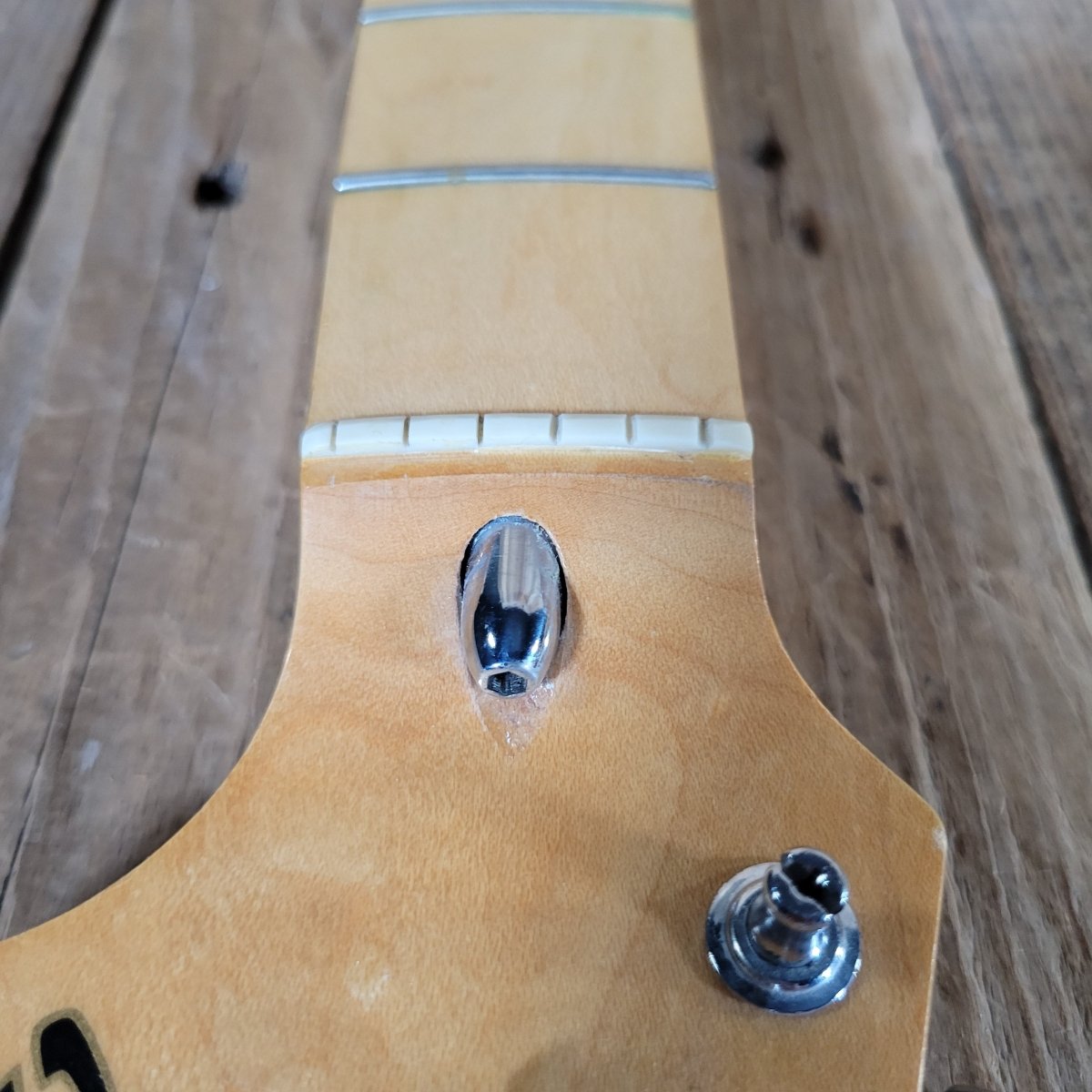 Fender Stratocaster 1976 – Beautifully Clean with Original Case & Strap - Mahar's Vintage Guitars