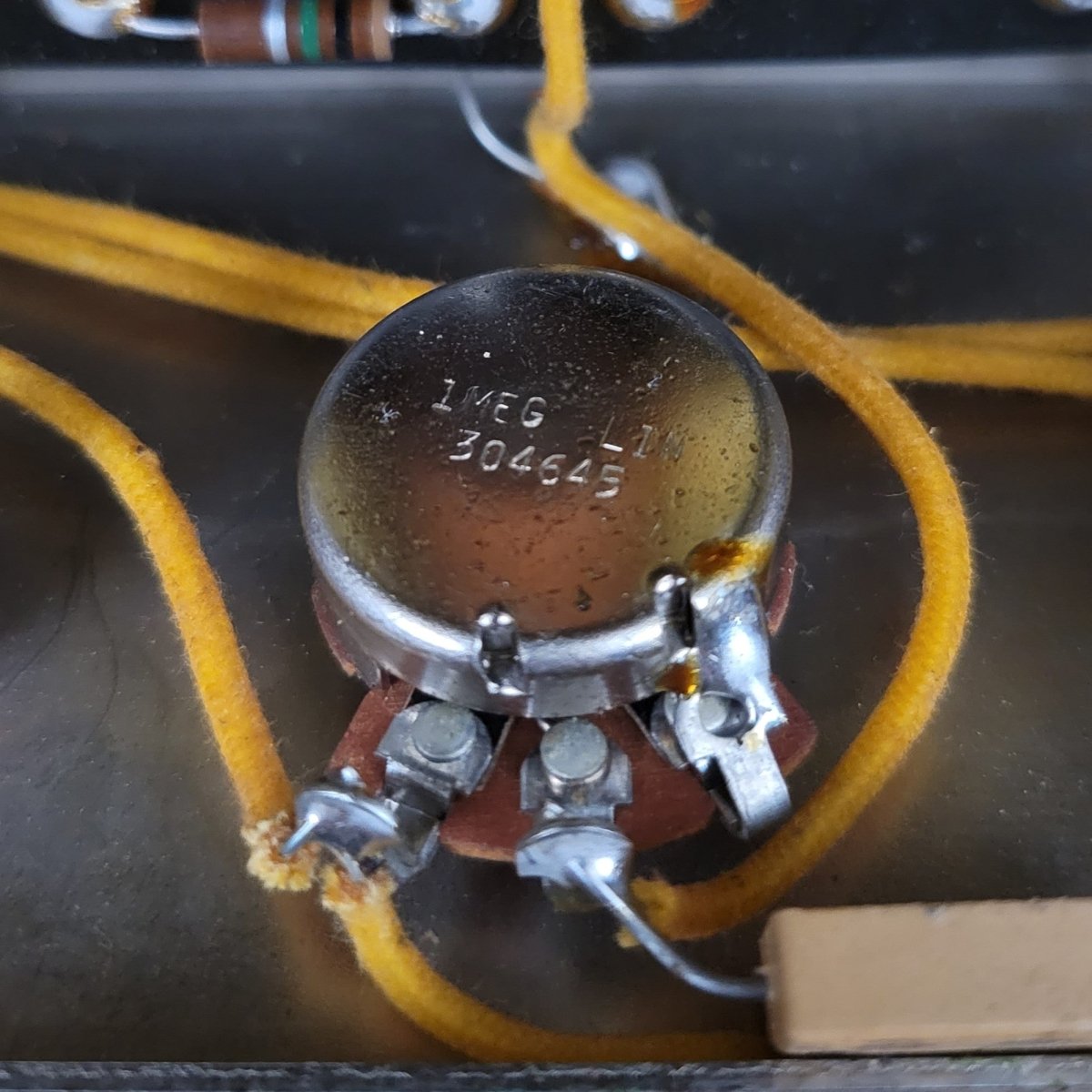 Fender Stratocaster Sunburst and Tweed Vibrolux 5F11 Amplifier 1957 One Owner Vintage - Mahar's Vintage Guitars